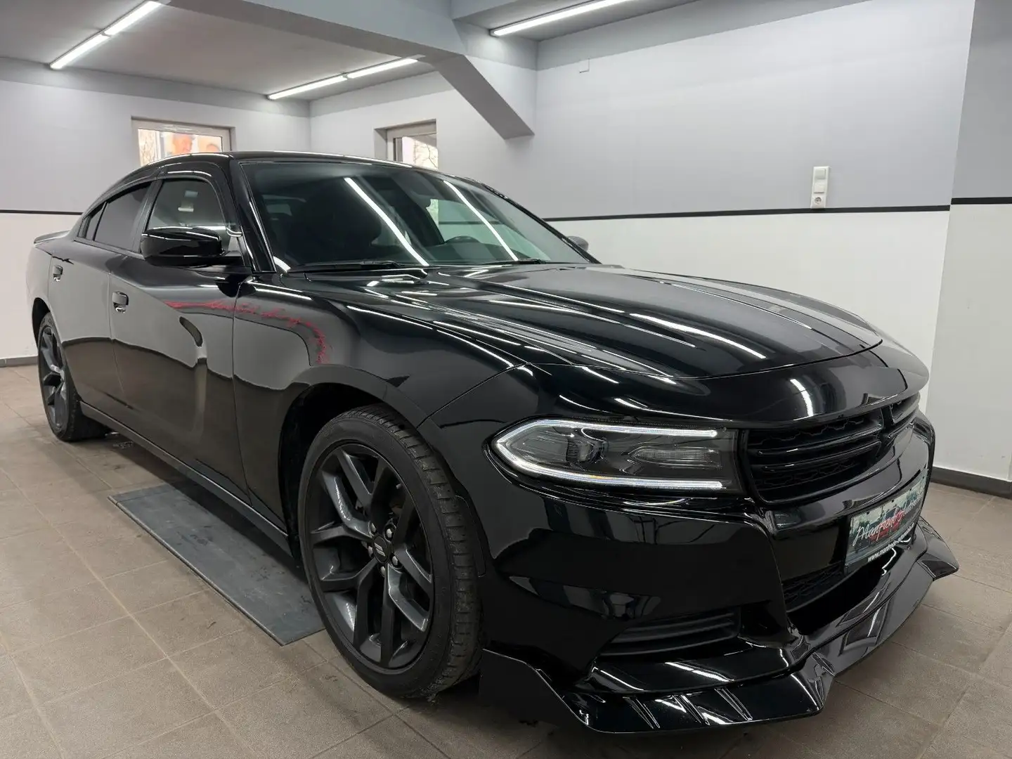 Dodge Charger 3.6 V6 SXT/Design Leder/Keyles/R.Kam/20" Negro - 2