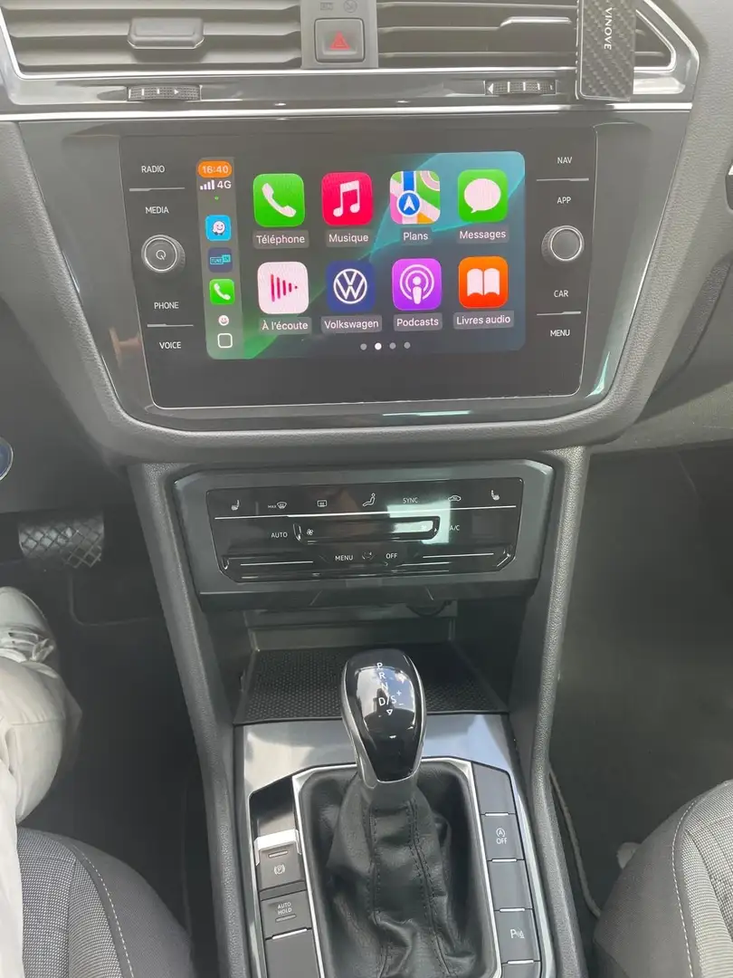 Volkswagen Tiguan 1.5 TSI Life OPF DSG Gris - 2