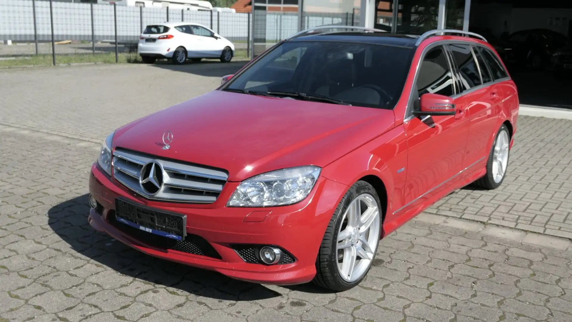 Mercedes-Benz C 180 Kompressor BlueEffici AMG Paket/Panorama Rot - 1