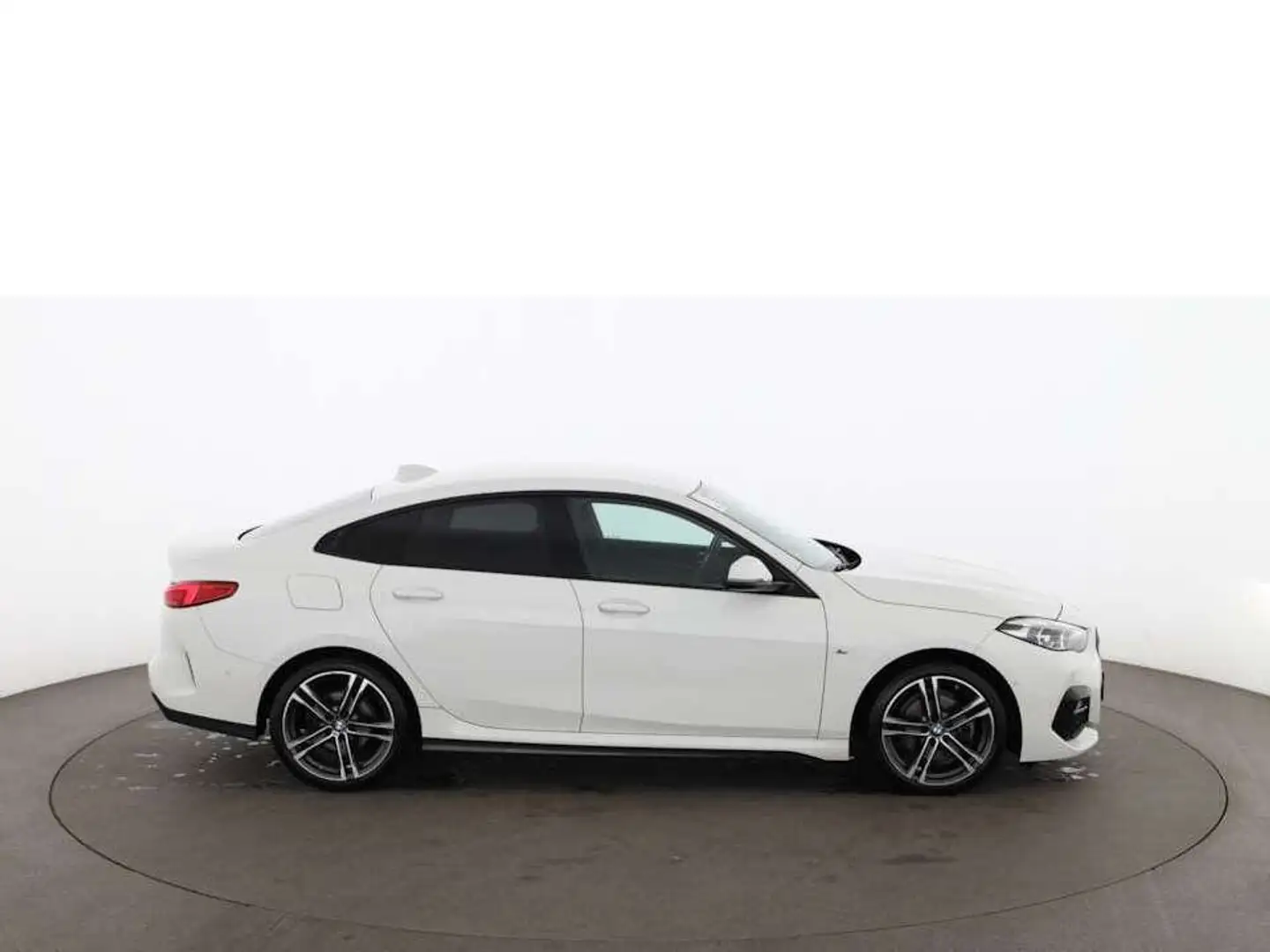 BMW 218 i Gran Coupe M-Sport Aut LED RADAR LEDER NAVI Weiß - 2
