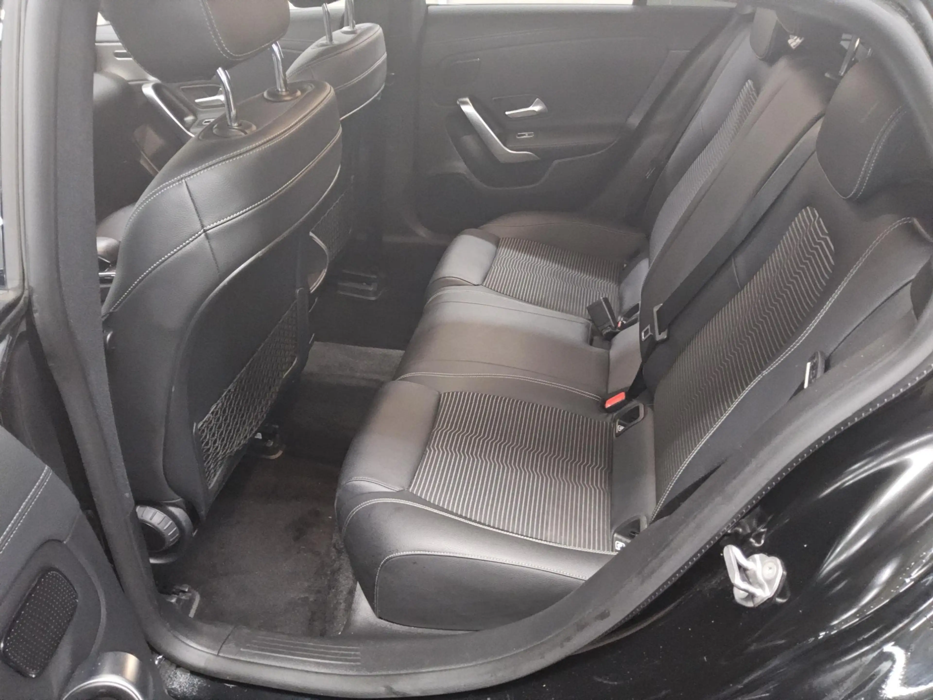 Mercedes-Benz CLA 220 SB d Progressive Night Nav Sound Distr. — photo 13