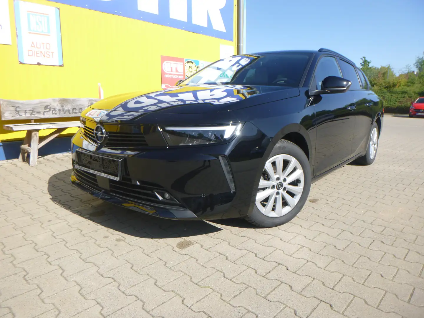 Opel Astra Enjoy; sauberes Auto mit guter Ausstattung; TOP! Zwart - 1