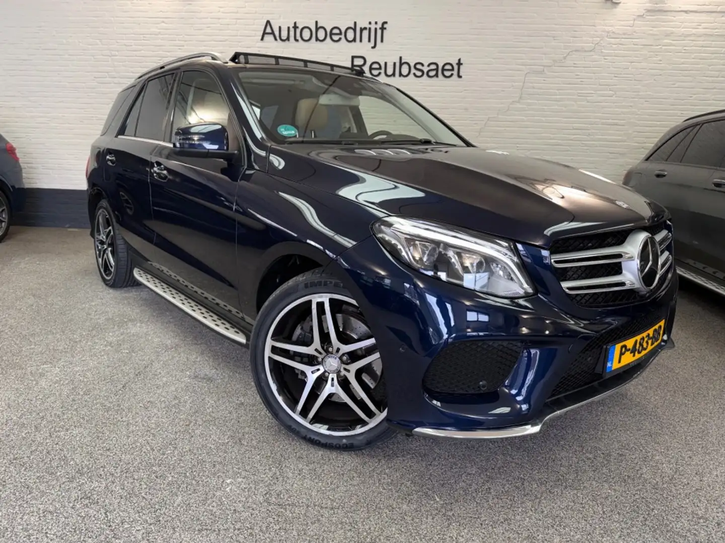 Mercedes-Benz GLE 500 500 4Matic AMG Sport Edition Panodak Massage Trekh Bleu - 1