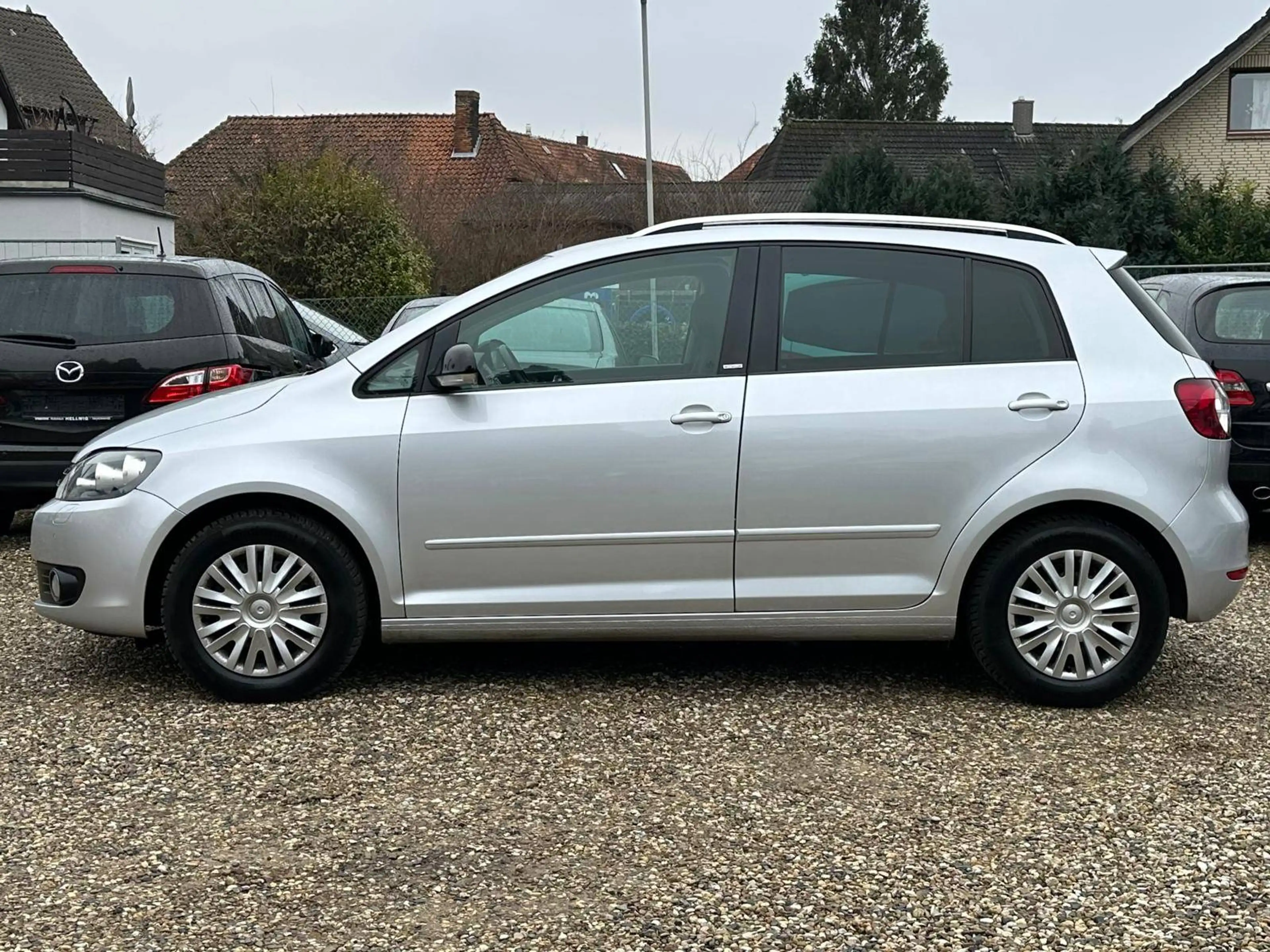 Volkswagen Golf Plus 2.0 TDI Style 1Hand Scheckheft SHZ PDC Klima 6Gang — photo 2