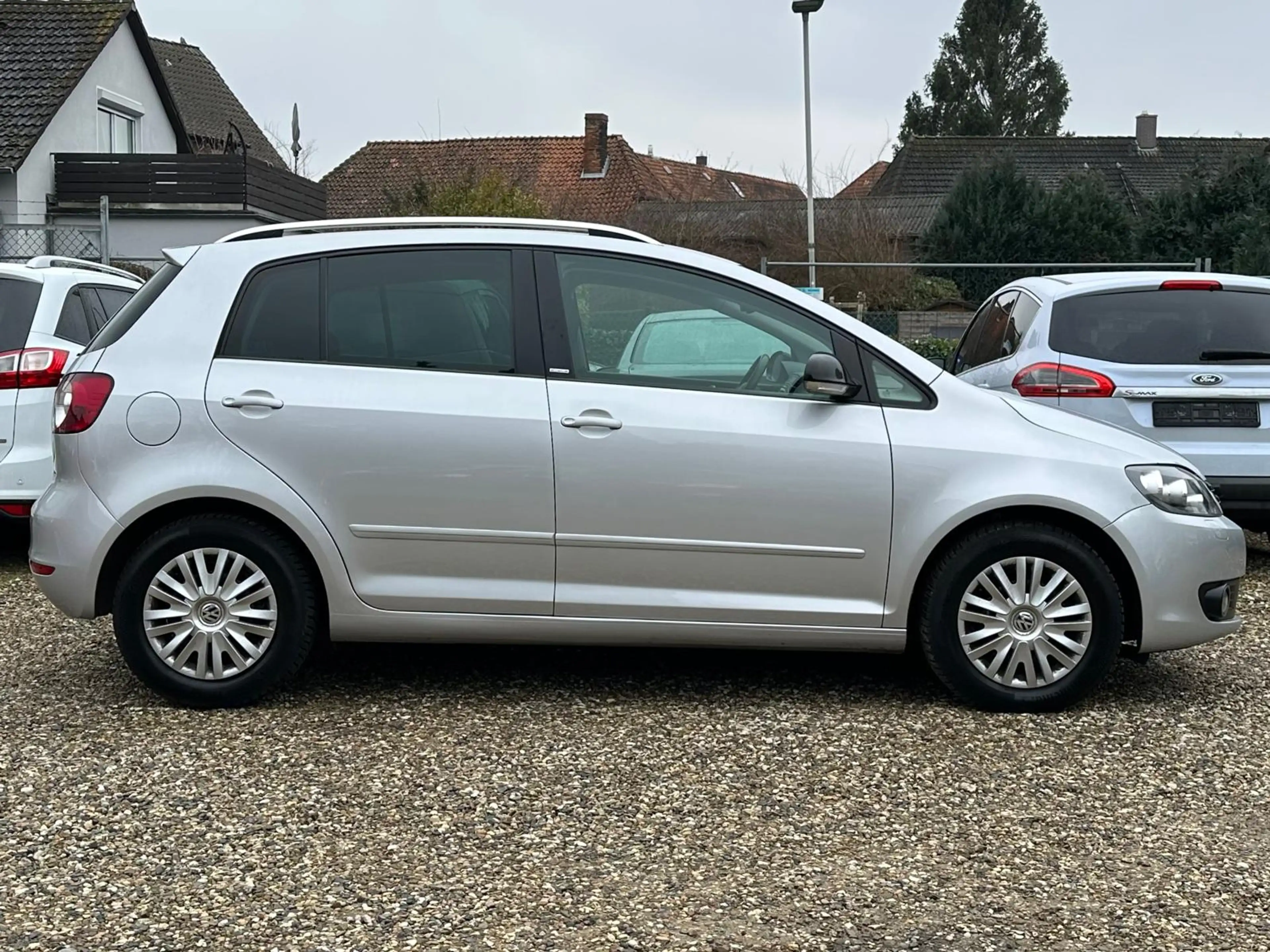 Volkswagen Golf Plus 2.0 TDI Style 1Hand Scheckheft SHZ PDC Klima 6Gang — photo 7