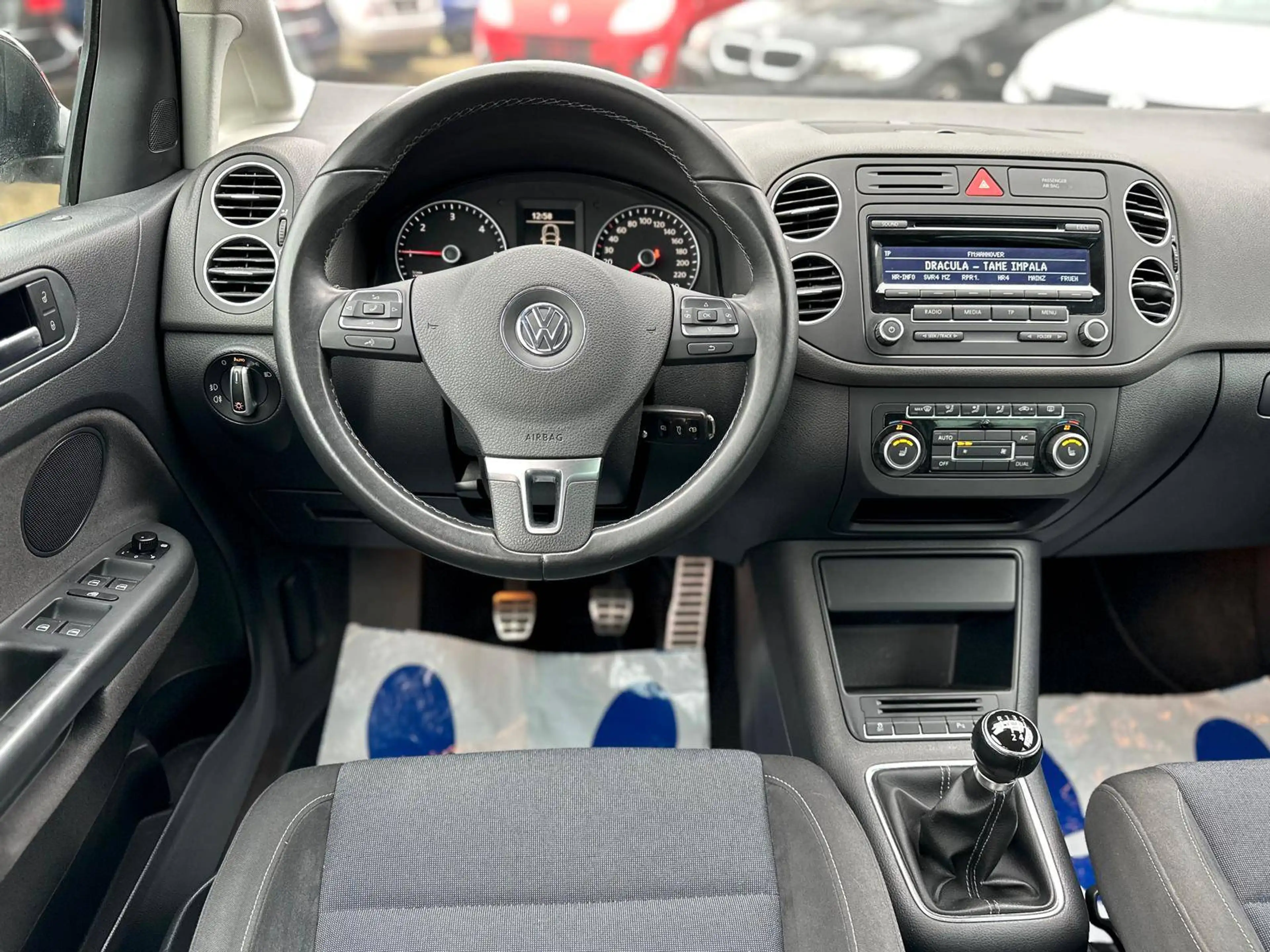 Volkswagen Golf Plus 2.0 TDI Style 1Hand Scheckheft SHZ PDC Klima 6Gang — photo 15
