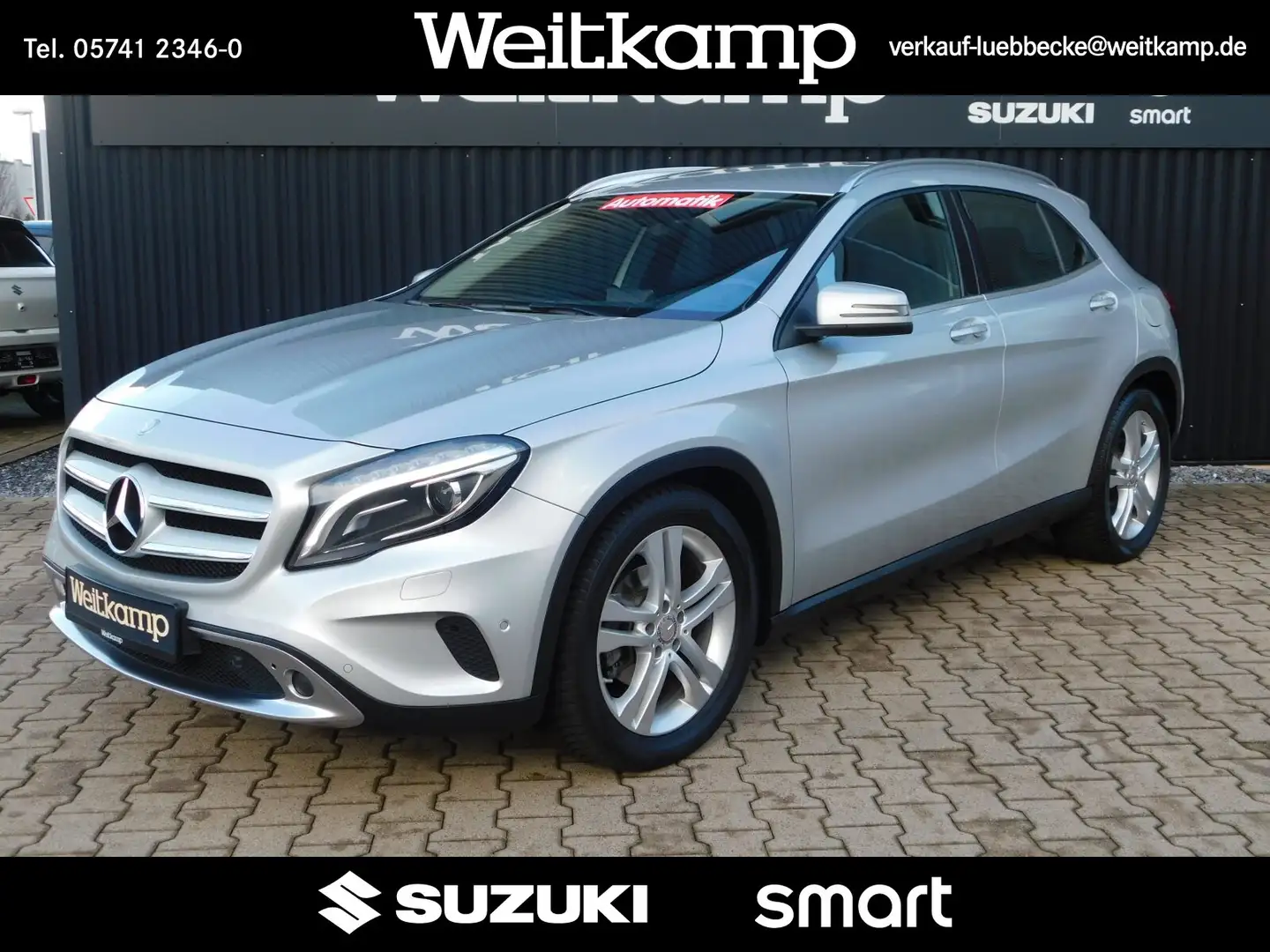 Mercedes-Benz GLA 200 GLA 200 Automatik Xenon Urban/Spiegel-Paket Navi Plateado - 1