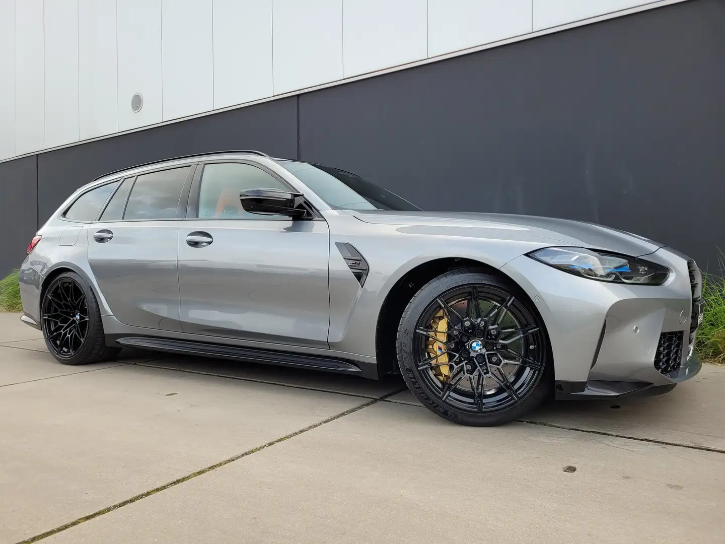 BMW M3 3.0 AS xDrive*COMPETITION*CERAMIC BRAKES*LASER*ACC Grijs - 1