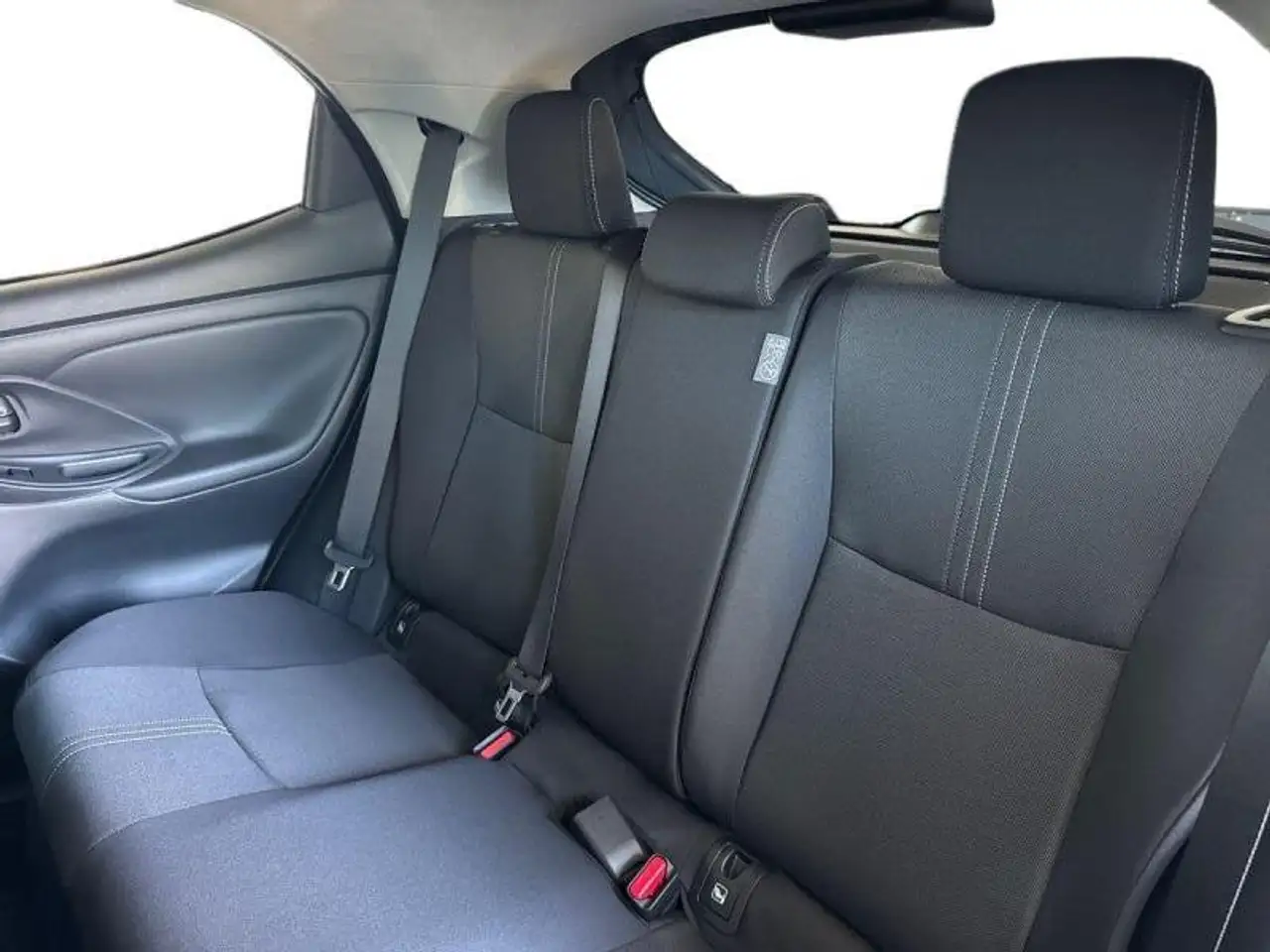 Toyota Yaris 2026 — фото 10
