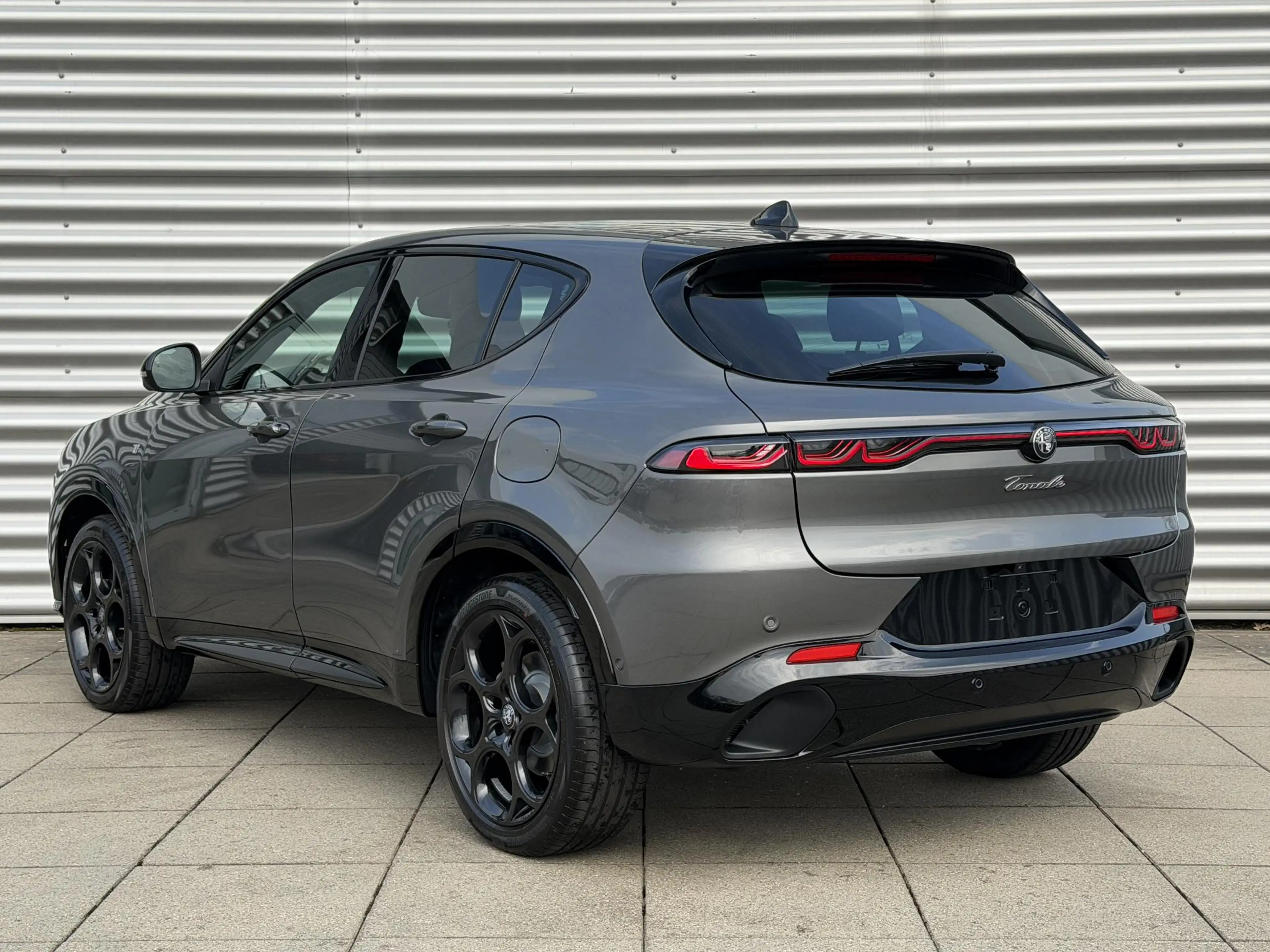 Alfa Romeo Tonale 1.3 Ibrida Plug-In Q4 Ti | Panorama schuif kanteld — photo 4