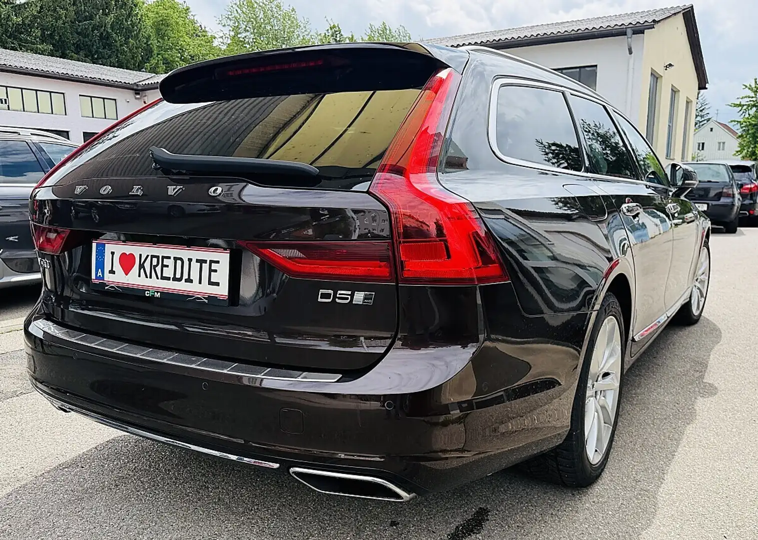 Volvo V90 D5 AWD Inscription Geartronic Braun - 2