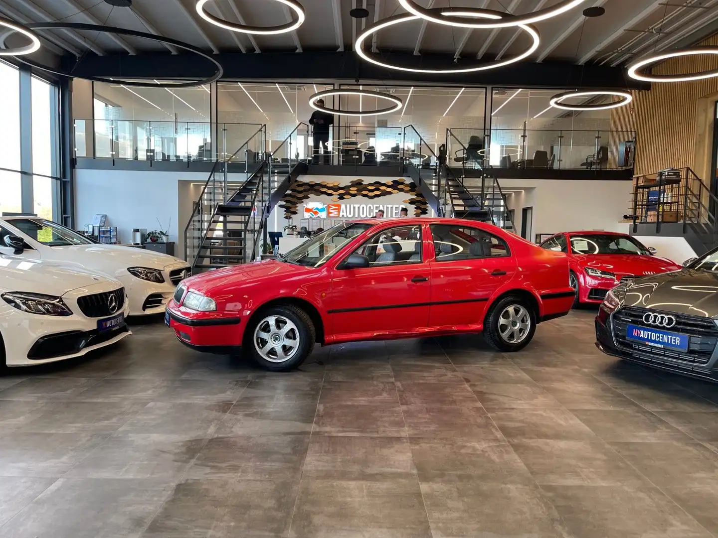 Skoda Octavia LX *2. Hand*Klima*Radio*TÜV 03/27* Rot - 1