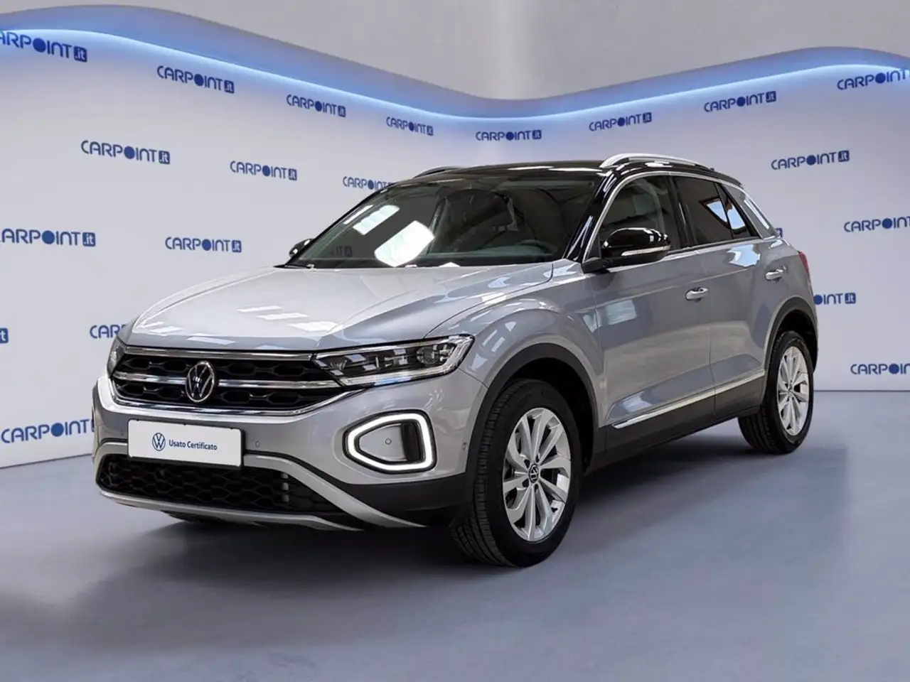 Volkswagen T-Roc 1.5 tsi style — photo 1 of 18
