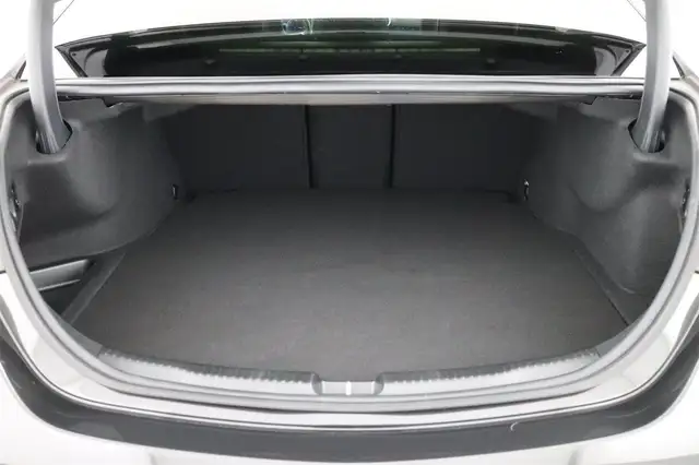 Mercedes-Benz C 300 de Lim. Memory AHK Distronic Plus Winterpkt Ansicht 19