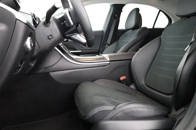 Mercedes-Benz C 300 de Lim. Memory AHK Distronic Plus Winterpkt Ansicht 16