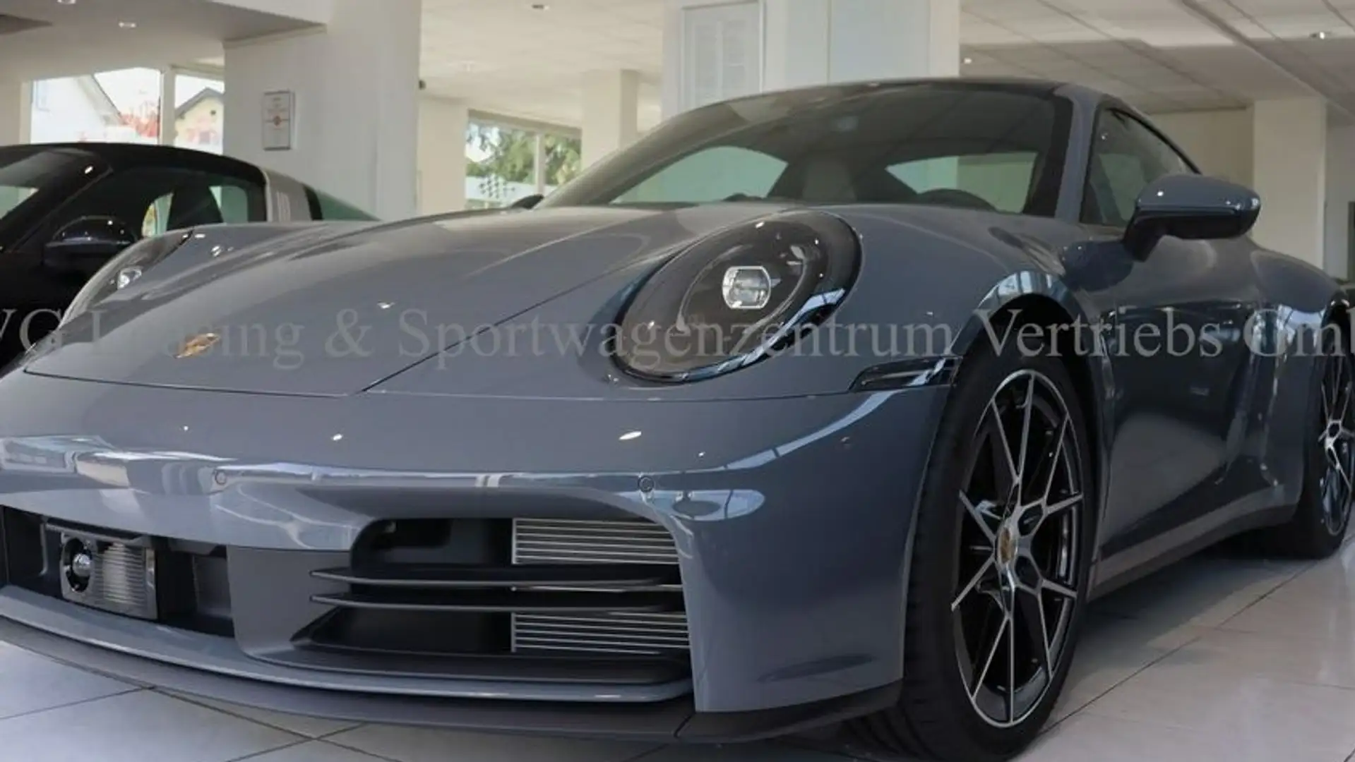 Porsche 992 Carrera Coupé PDK Gris - 2