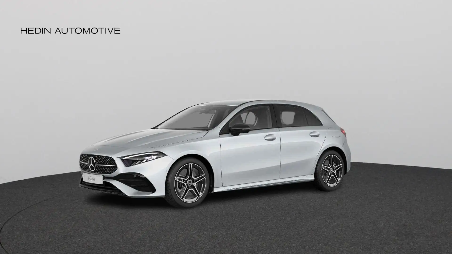 Mercedes-Benz A 250 e Hatchback AMG Line | Nightpack | Verwarmde Zetel Zilver - 1