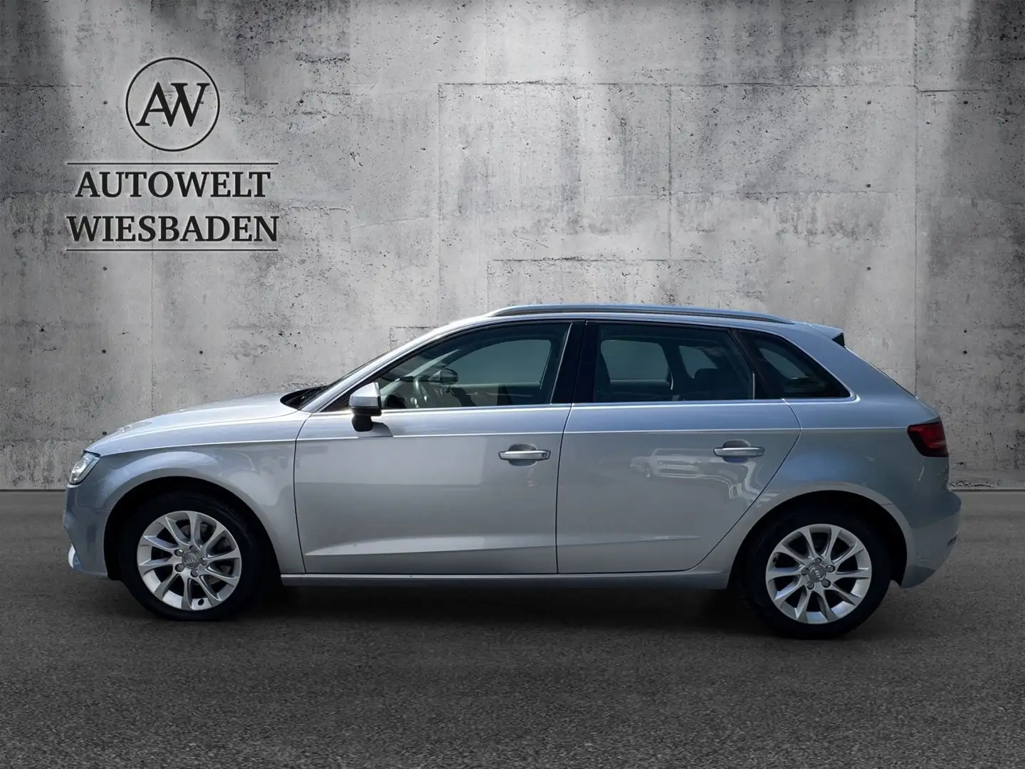 Audi A3 Sportback Silber - 2