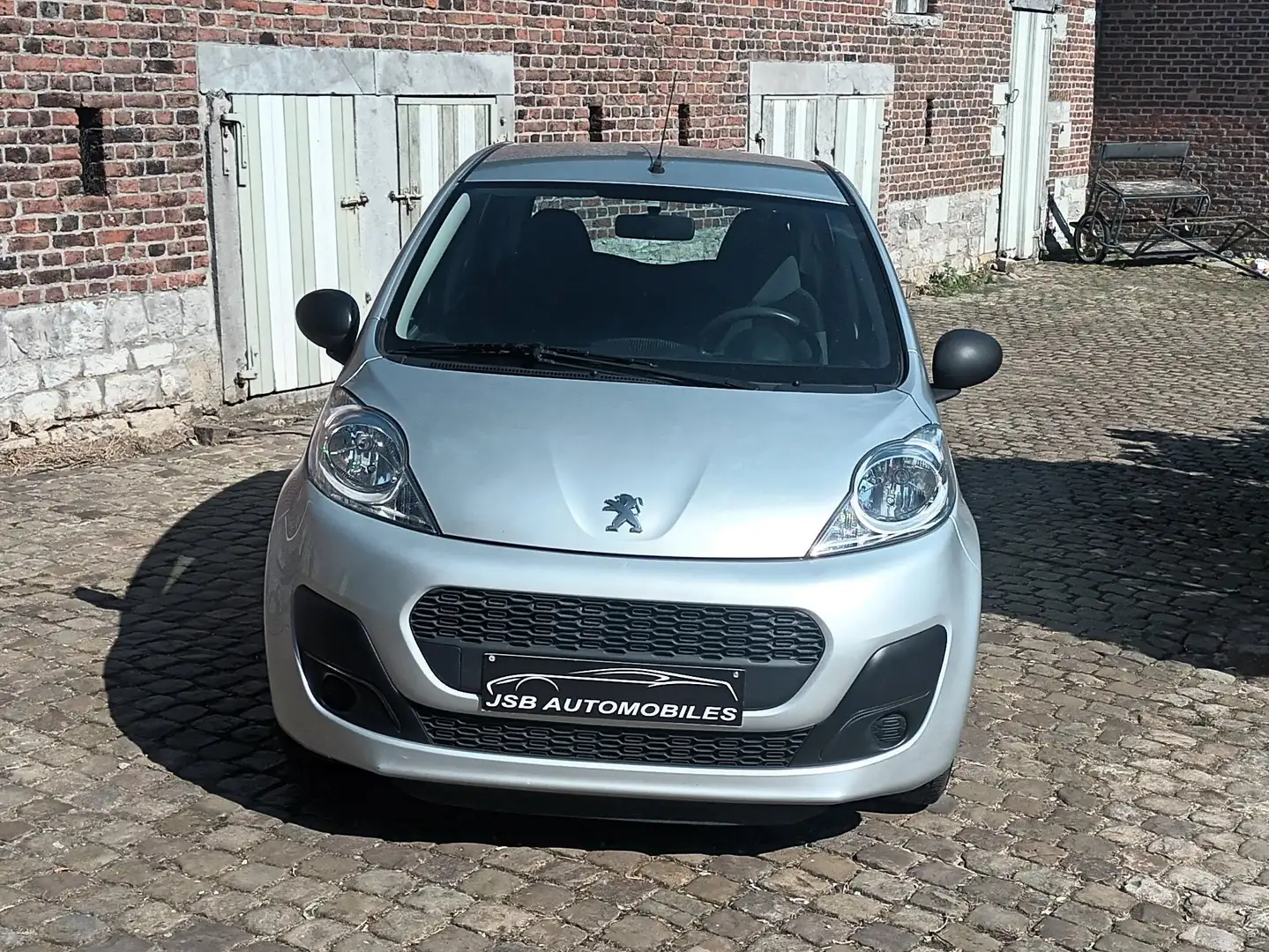 Peugeot 107 107 1.0i essence Seulement 68500 Km !! EURO 5 Zilver - 2