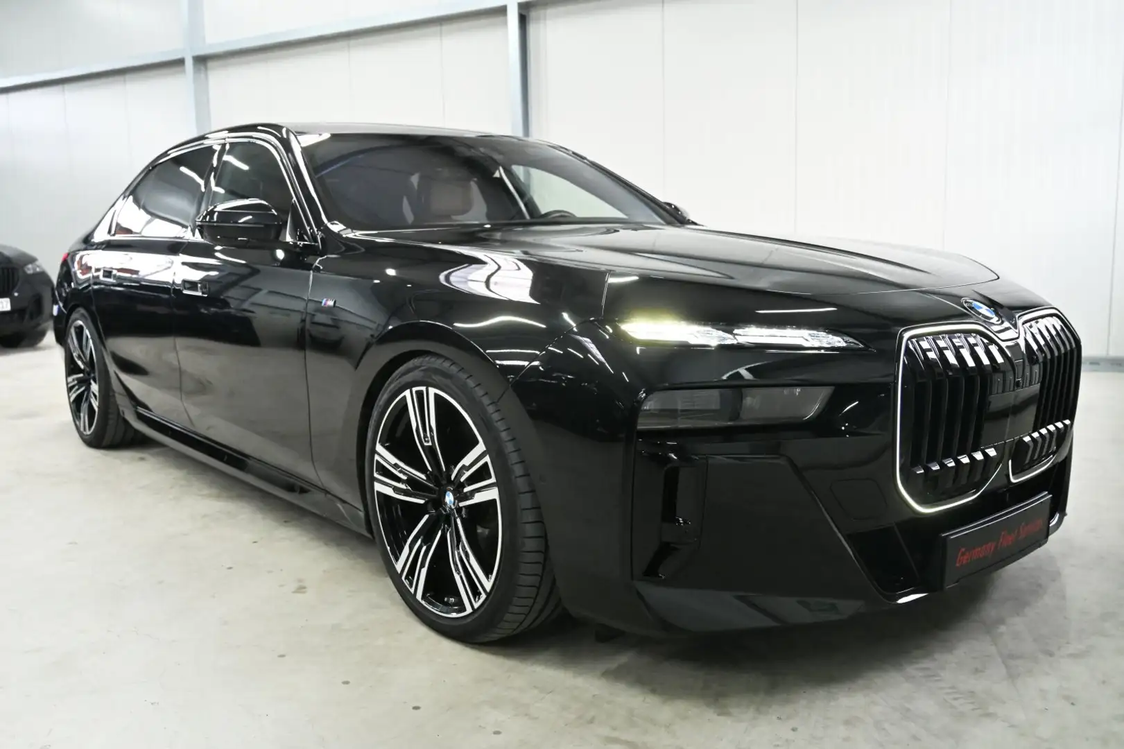 BMW 740 740d xDrive M-Sport Pro *PANO-SKY*KRISTALL*LUFT Schwarz - 2