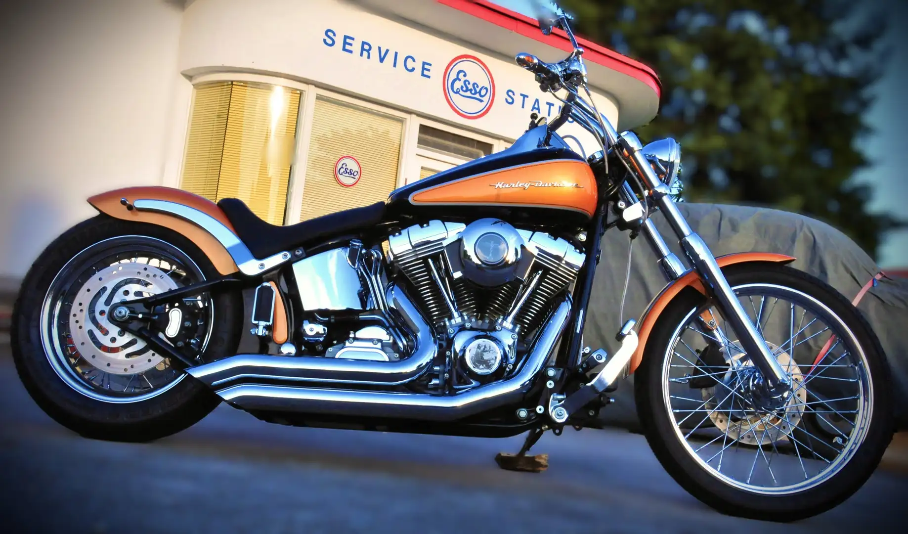 Harley-Davidson Custom Bike Softail Pomarańczowy - 1