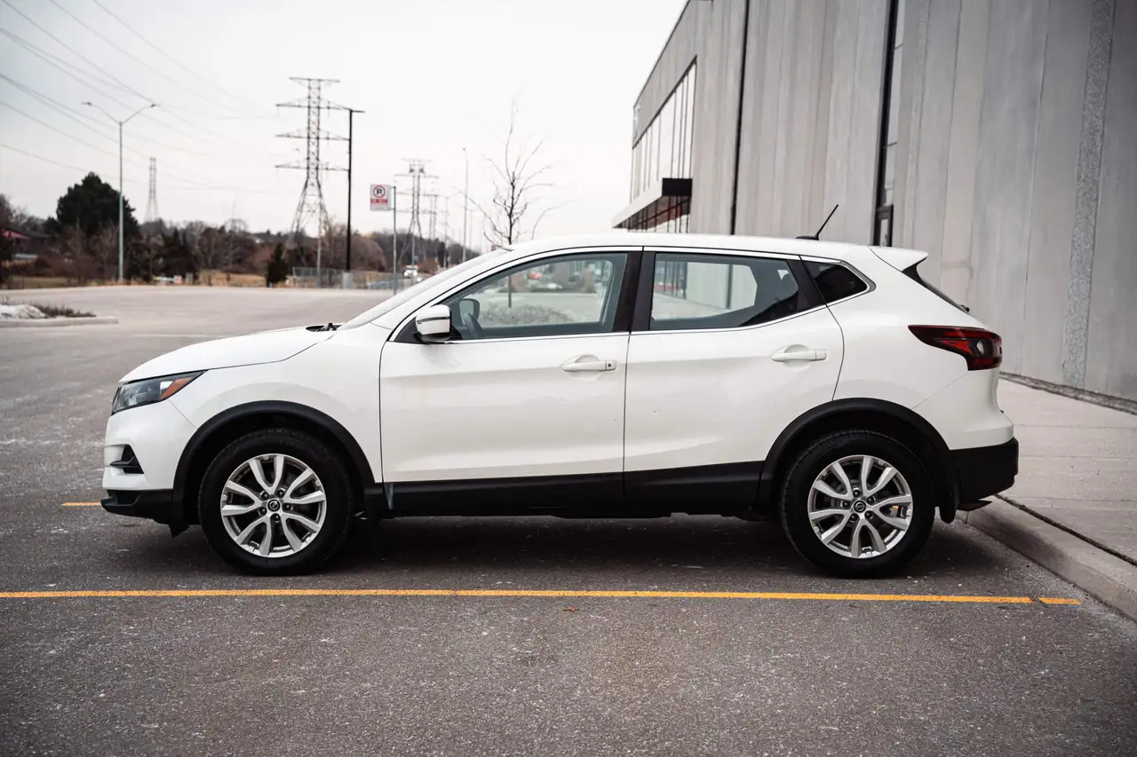 Nissan Qashqai снимка Nissan Qashqai
