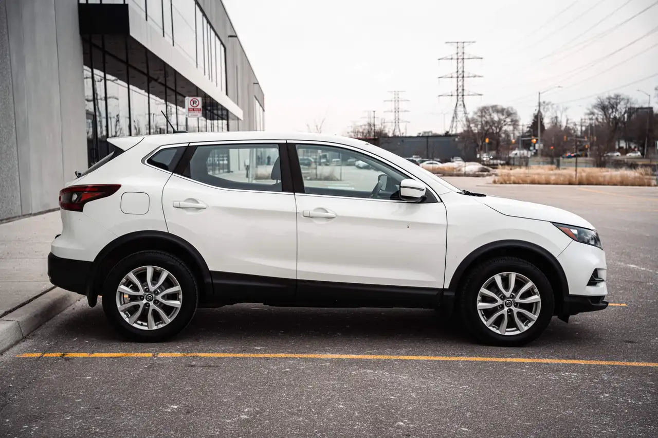 Nissan Qashqai снимка Nissan Qashqai