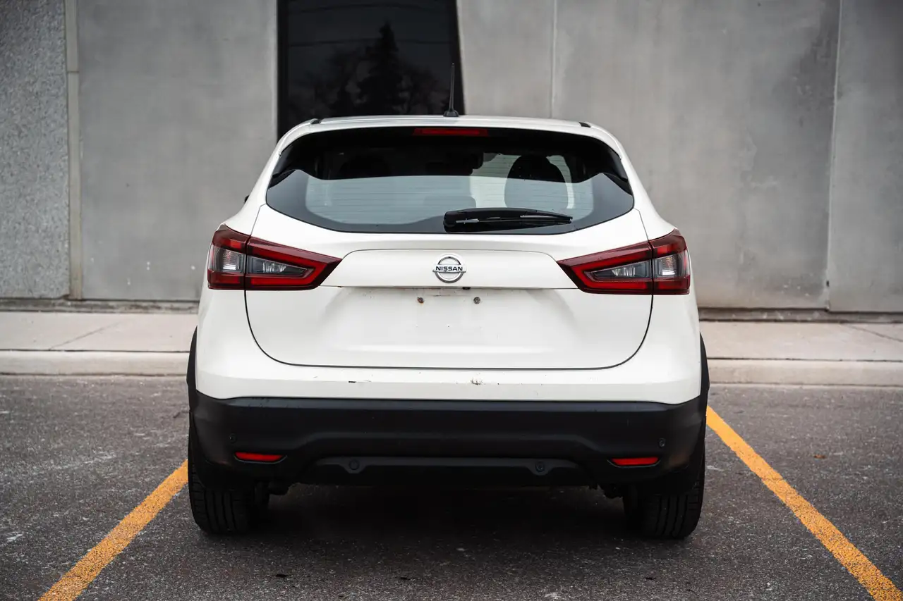 Nissan Qashqai снимка Nissan Qashqai