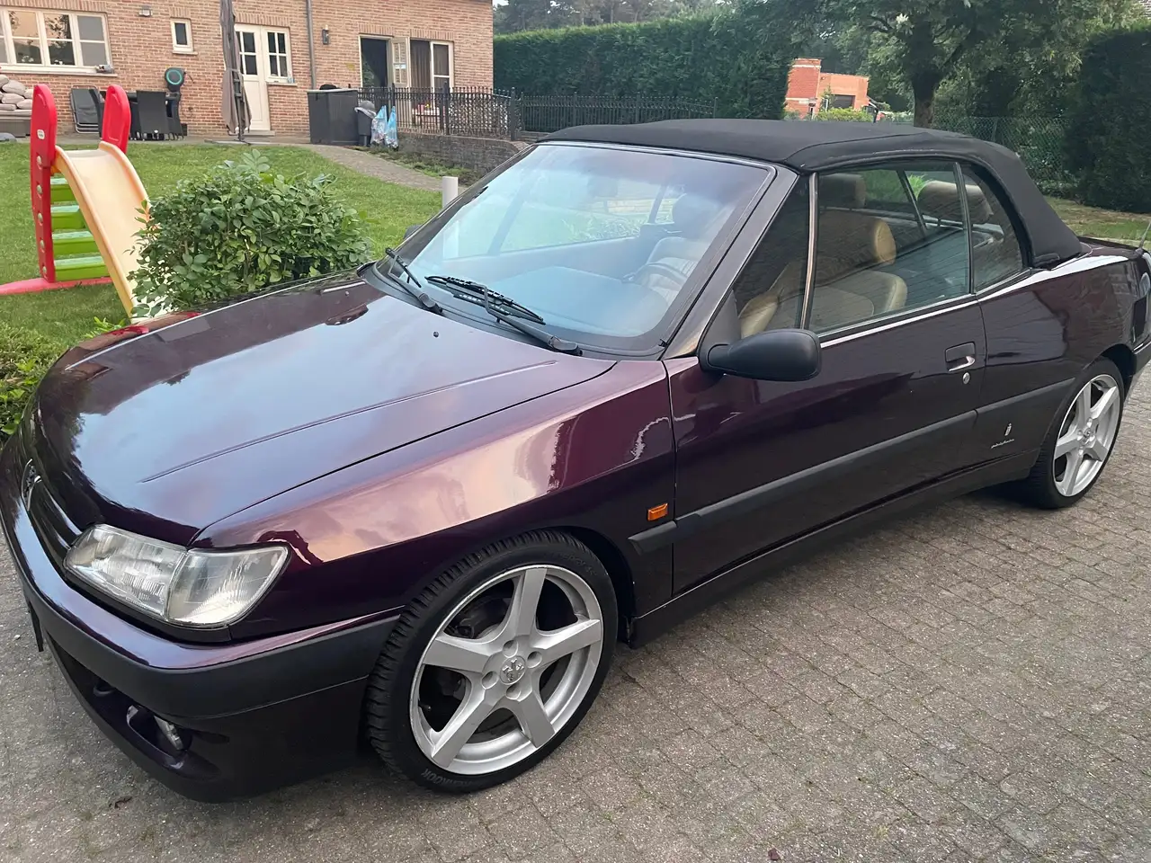 Peugeot 306