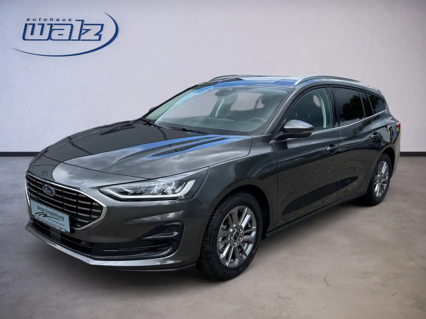 Ford Focus Turnier Titanium Edition +LED+WINTERPAKET+ Grau - 1