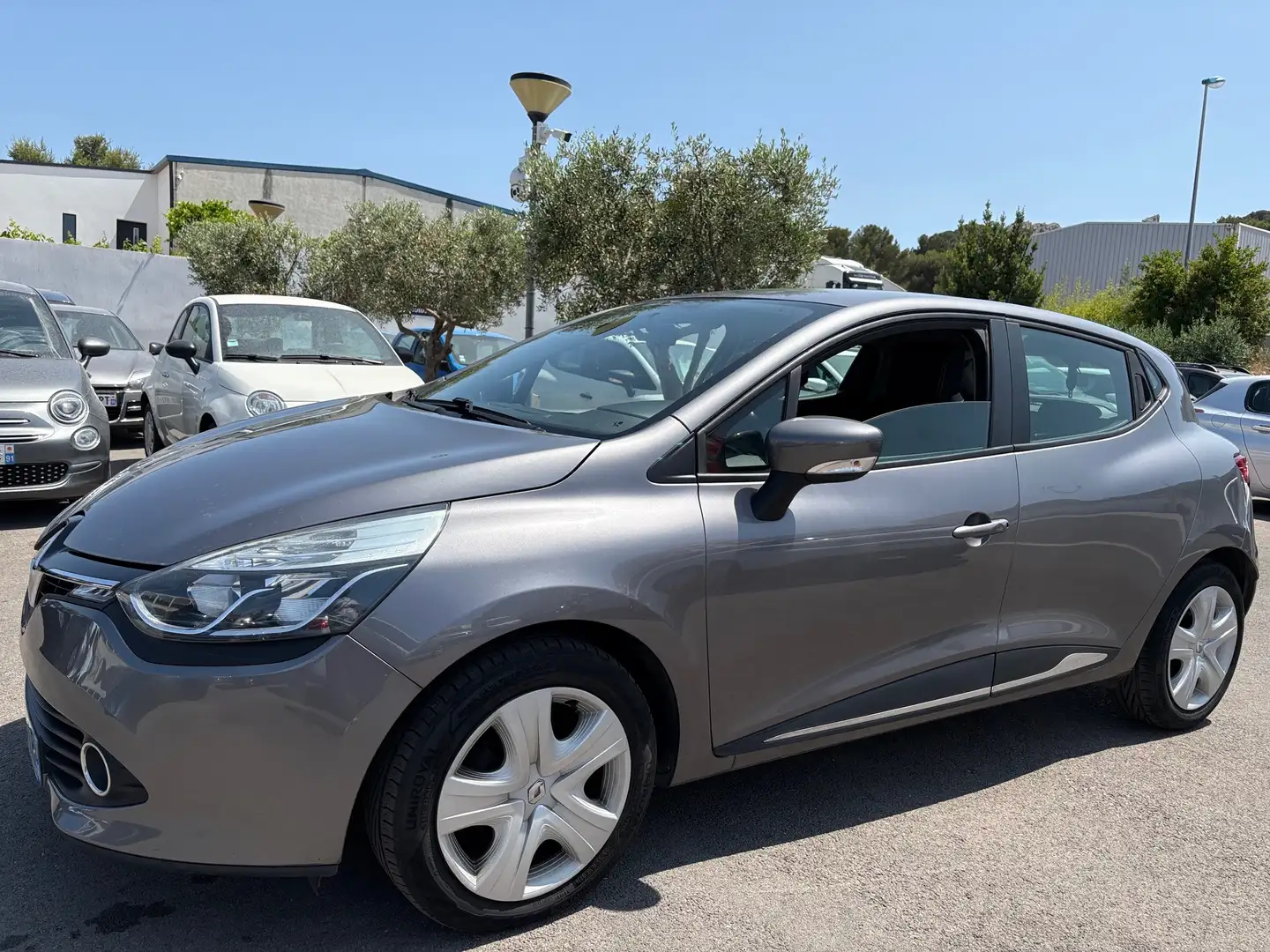Renault Clio 1.5 dCi 90ch Energy eco2 82g Zen Gris - 1