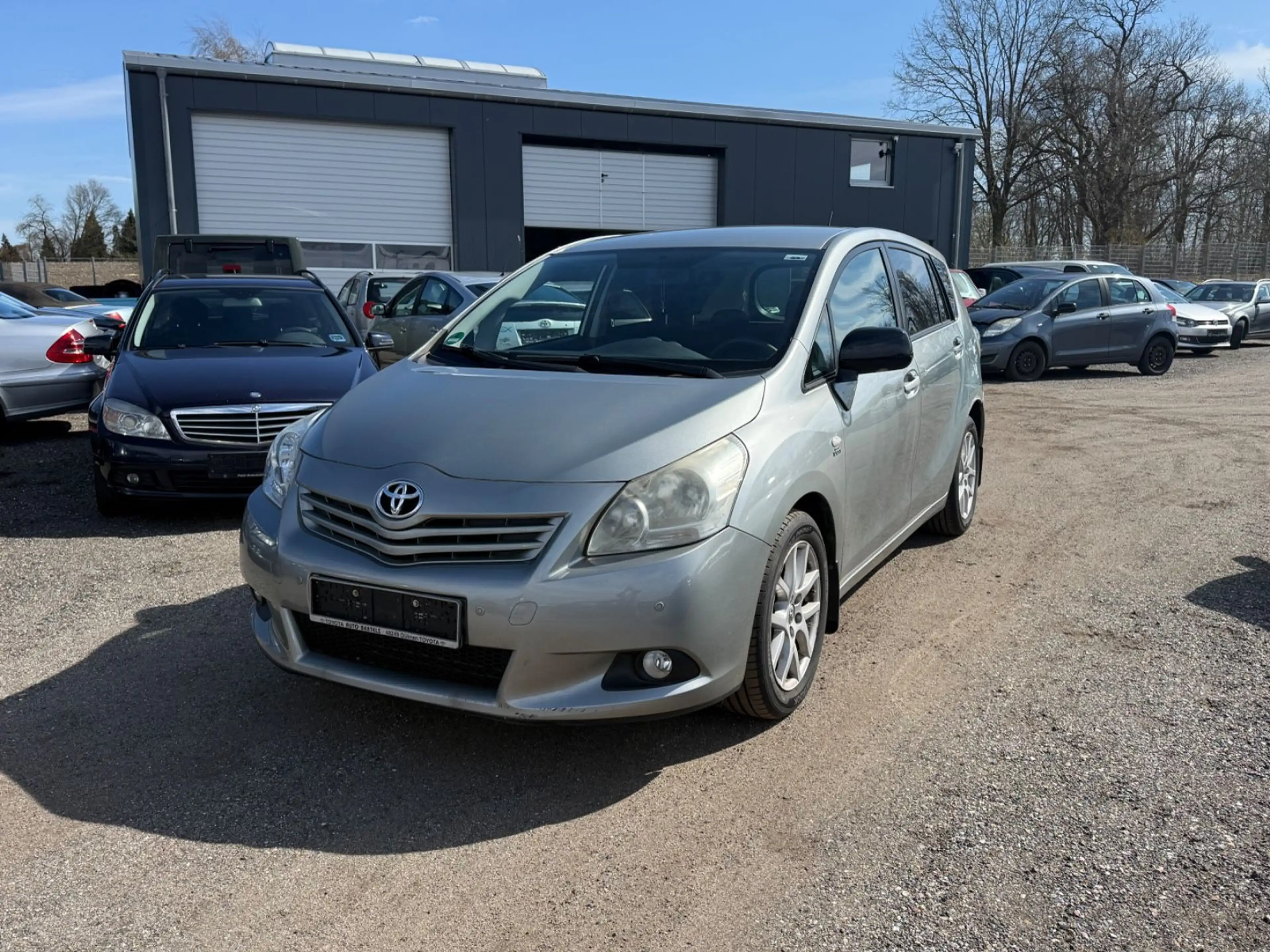 Toyota Verso Travel — photo 9
