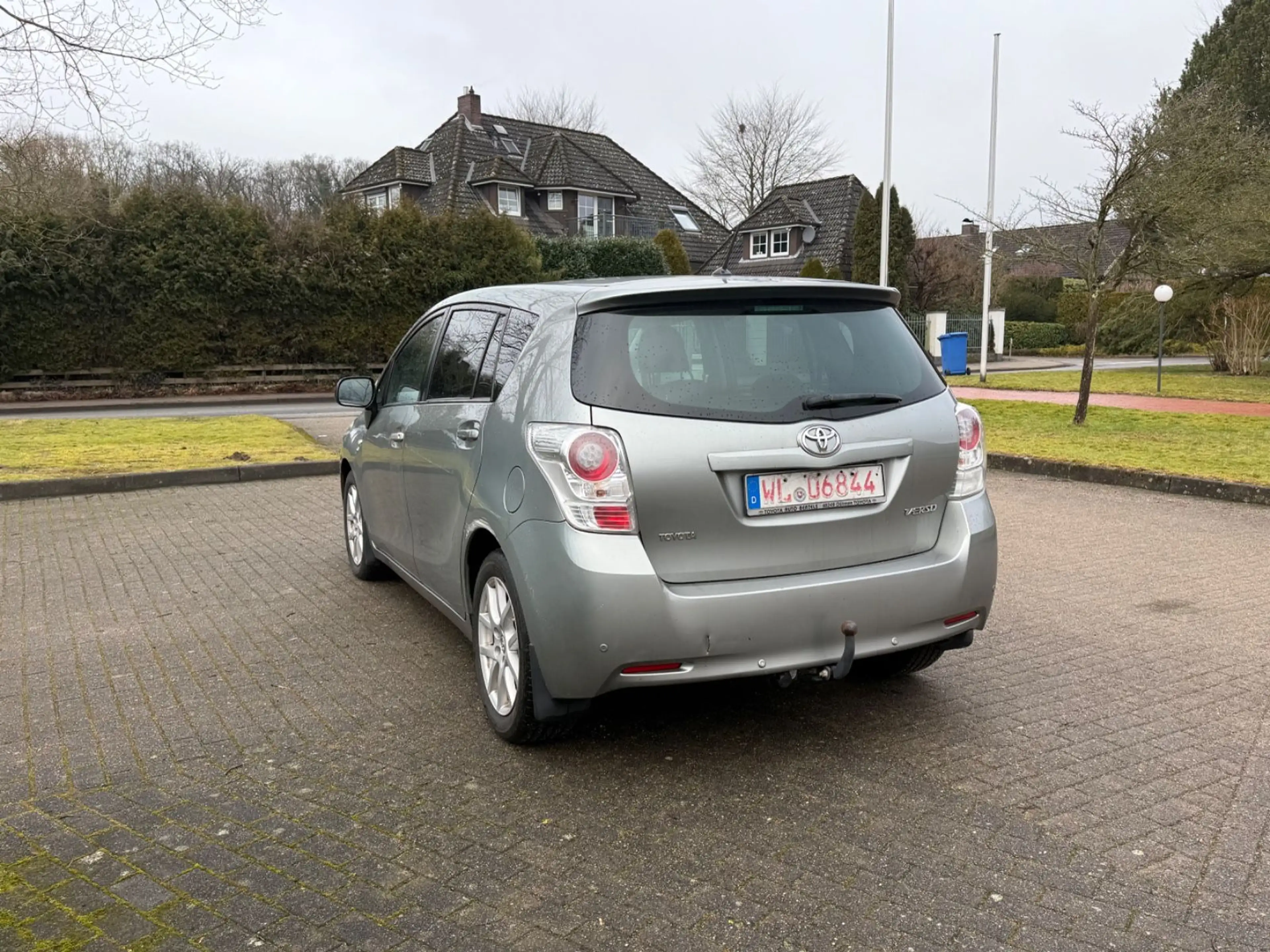Toyota Verso Travel — photo 8