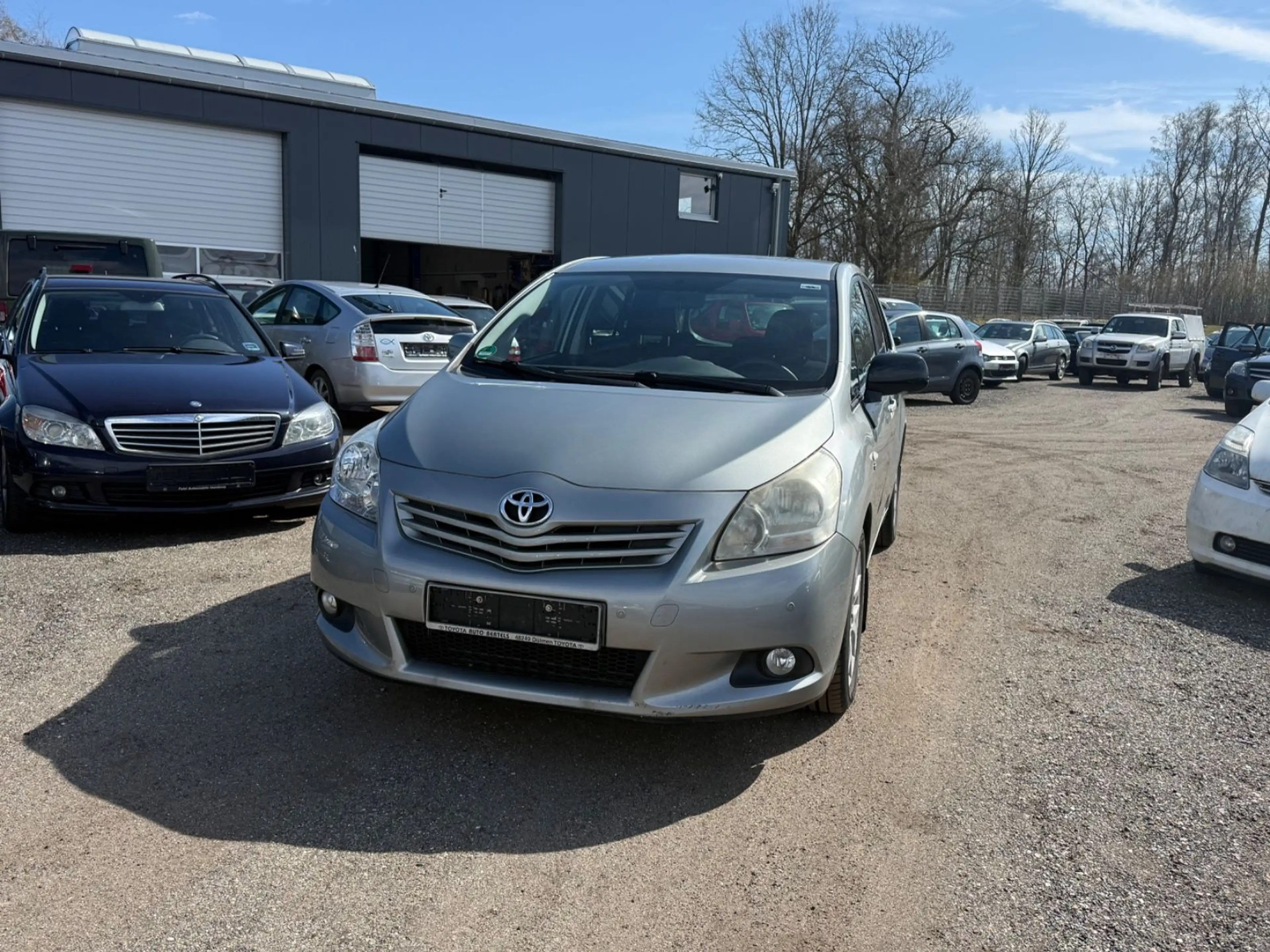 Toyota Verso Travel — photo 11