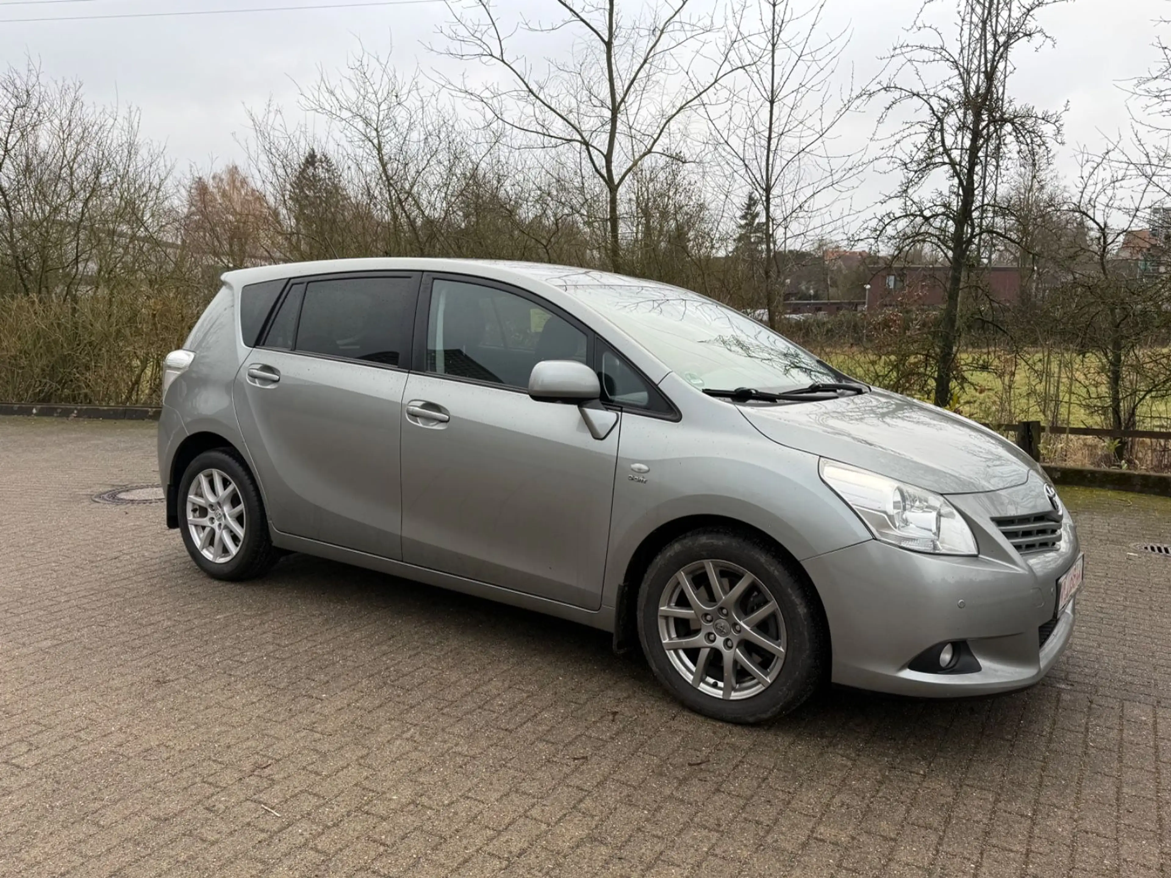 Toyota Verso Travel — photo 4