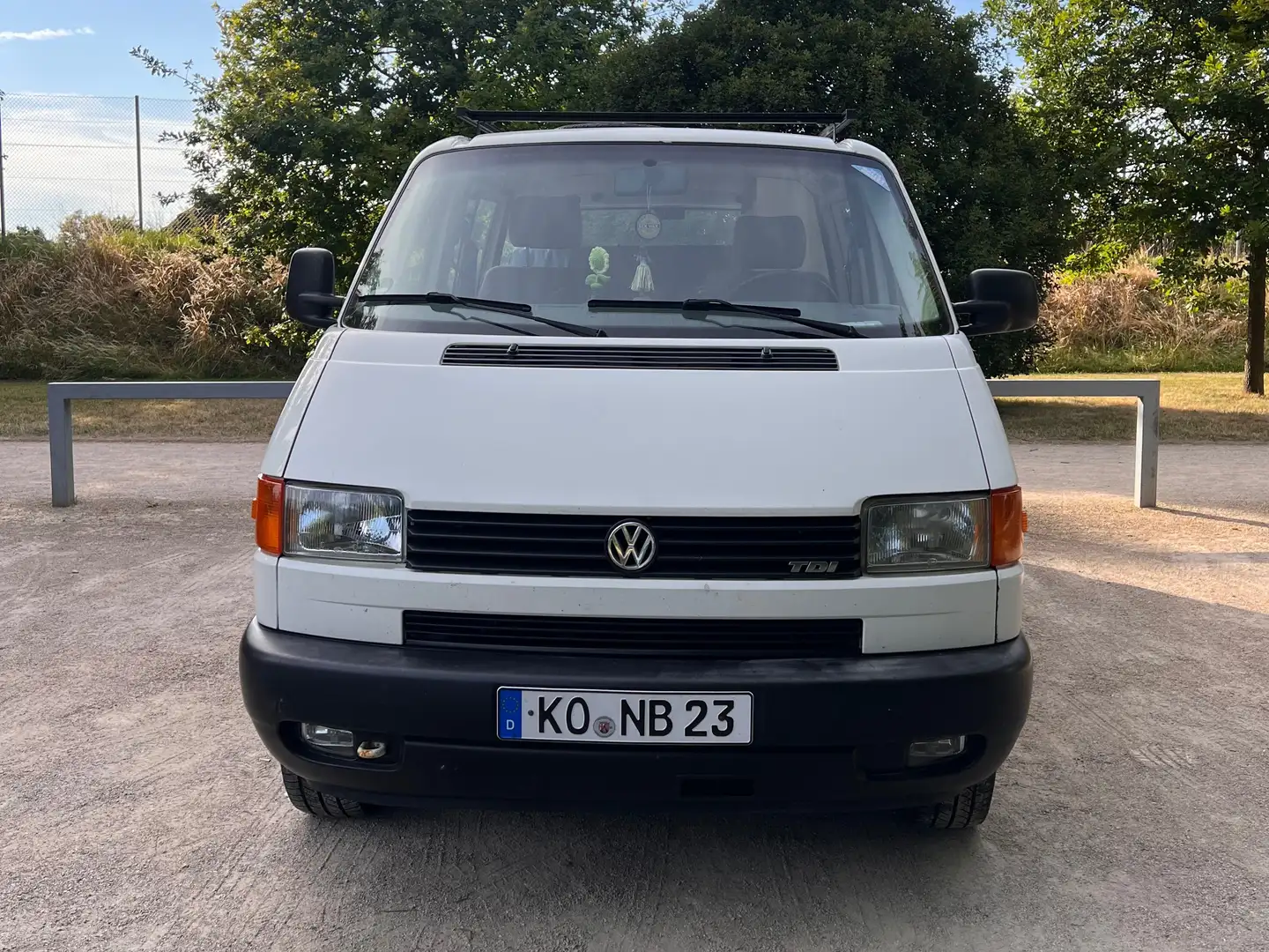Volkswagen T4 Transporter Syncro 7DJ 1Y5/ W24 White - 2