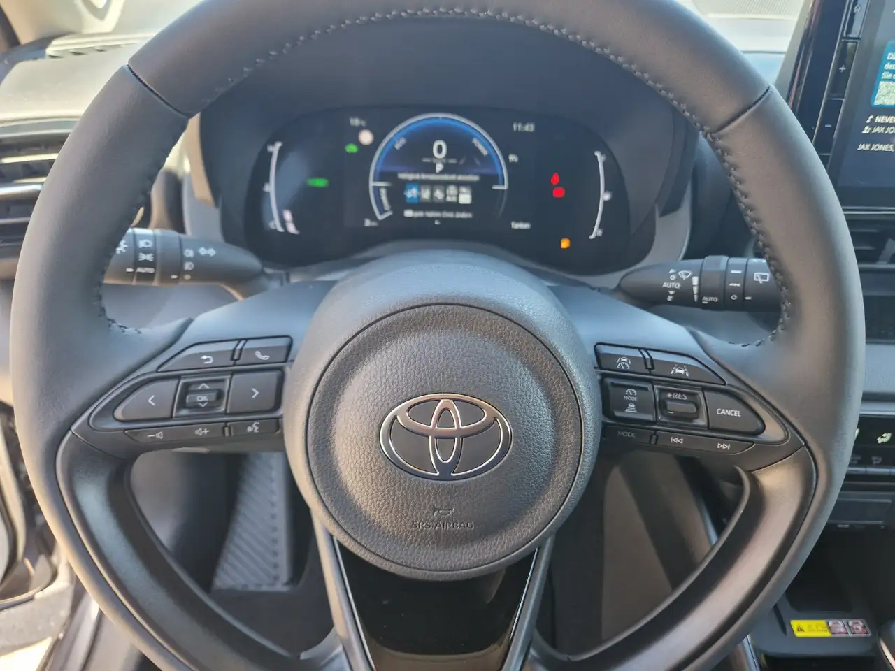 Toyota Yaris 1,5L Hybrid Teamplayer Comfort Paket 12
