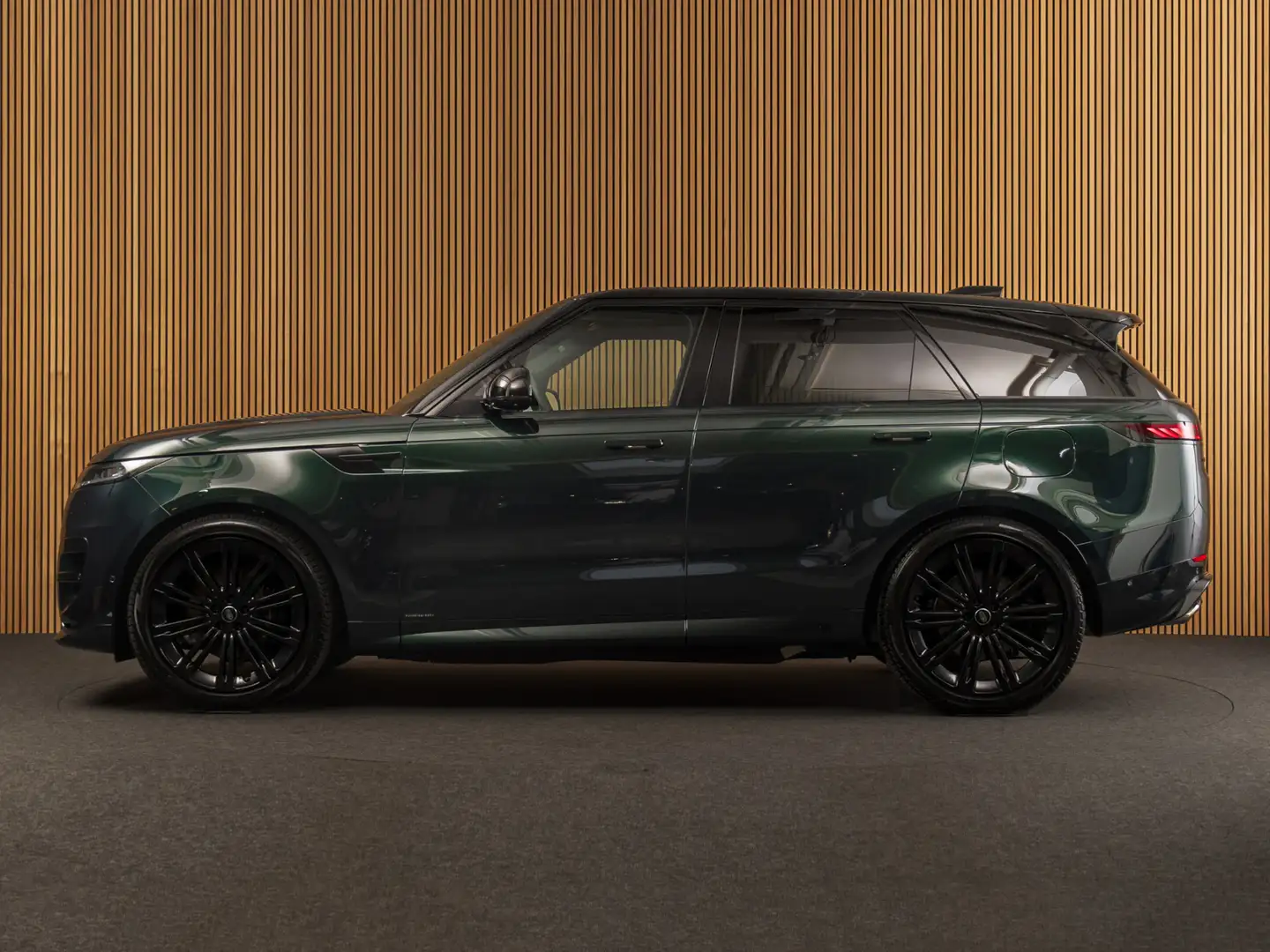 Land Rover Range Rover Sport 3.0 P550e Autobiography MY26 | 23" | MASSAGE | PAN Grün - 2