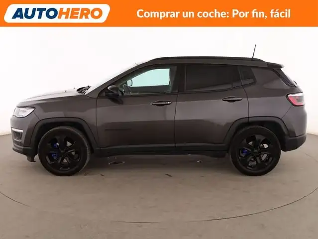 Jeep Compass view 3