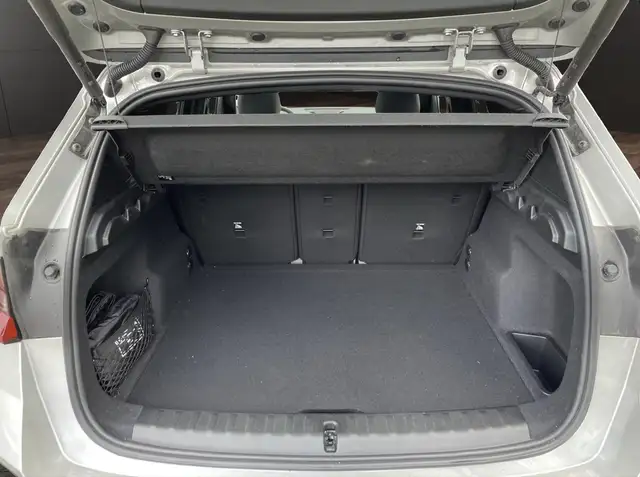 BMW X1 view 9