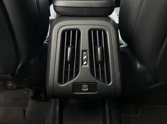 BMW X1 view 22