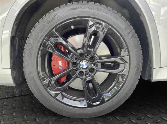 BMW X1 view 5