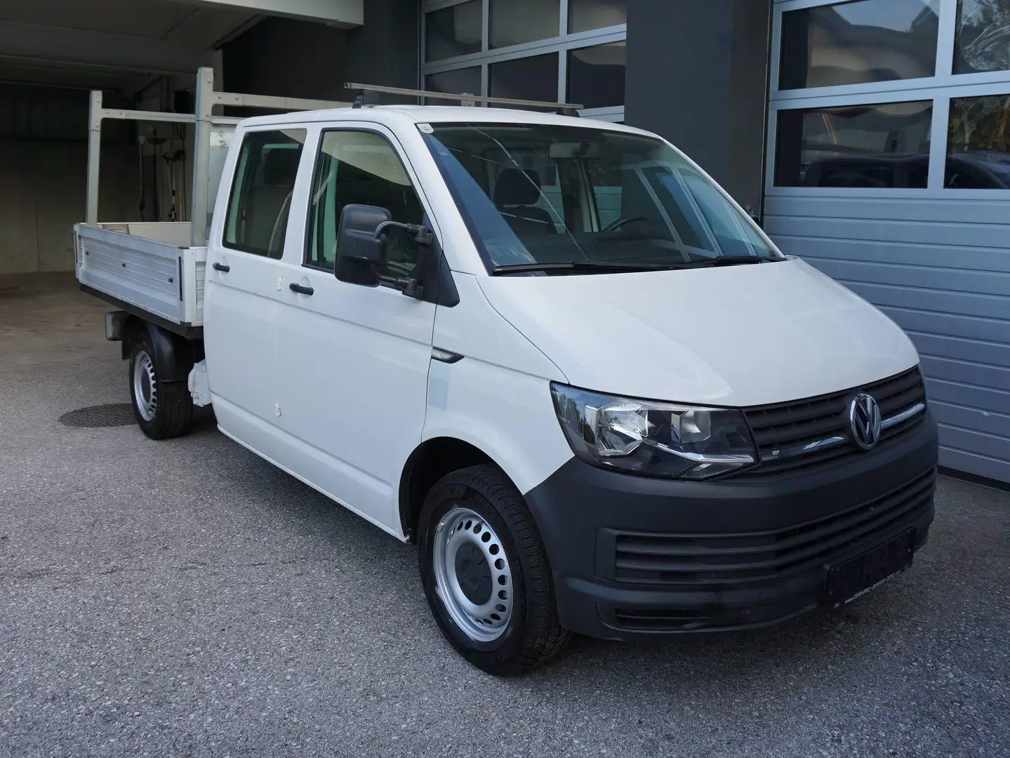 Volkswagen T6 Transporter FWD lang Doppelkabine Weiß - 1
