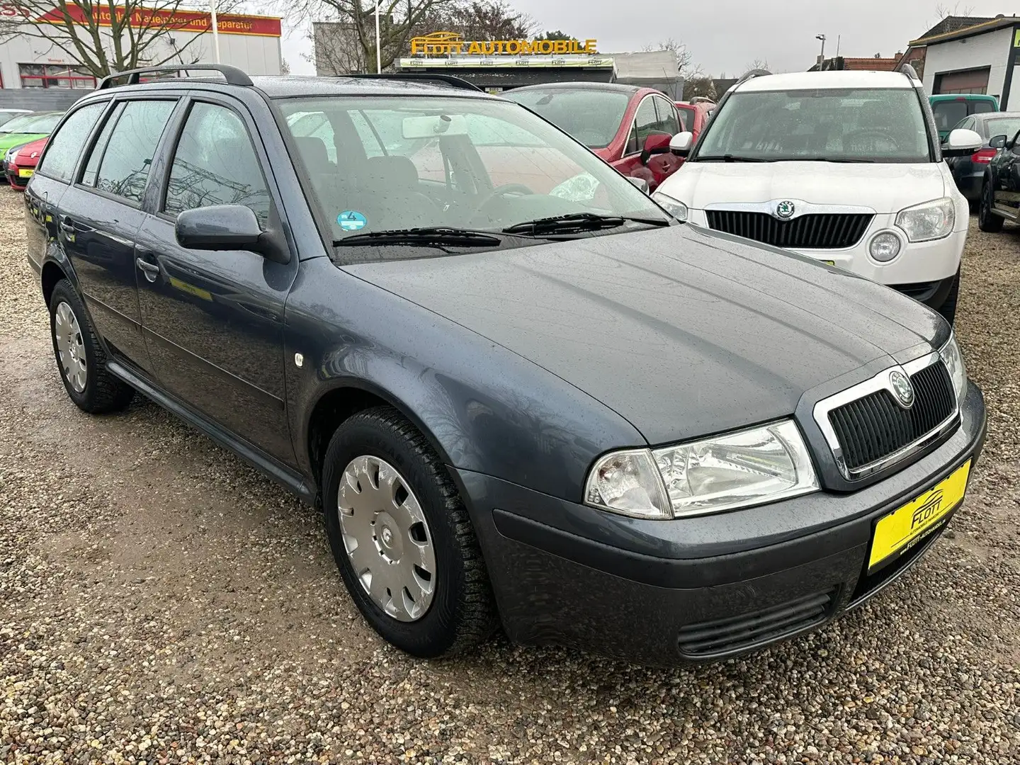 Skoda Octavia Combi Tour *ALLWR*Klima* TÜV Neu Grau - 2