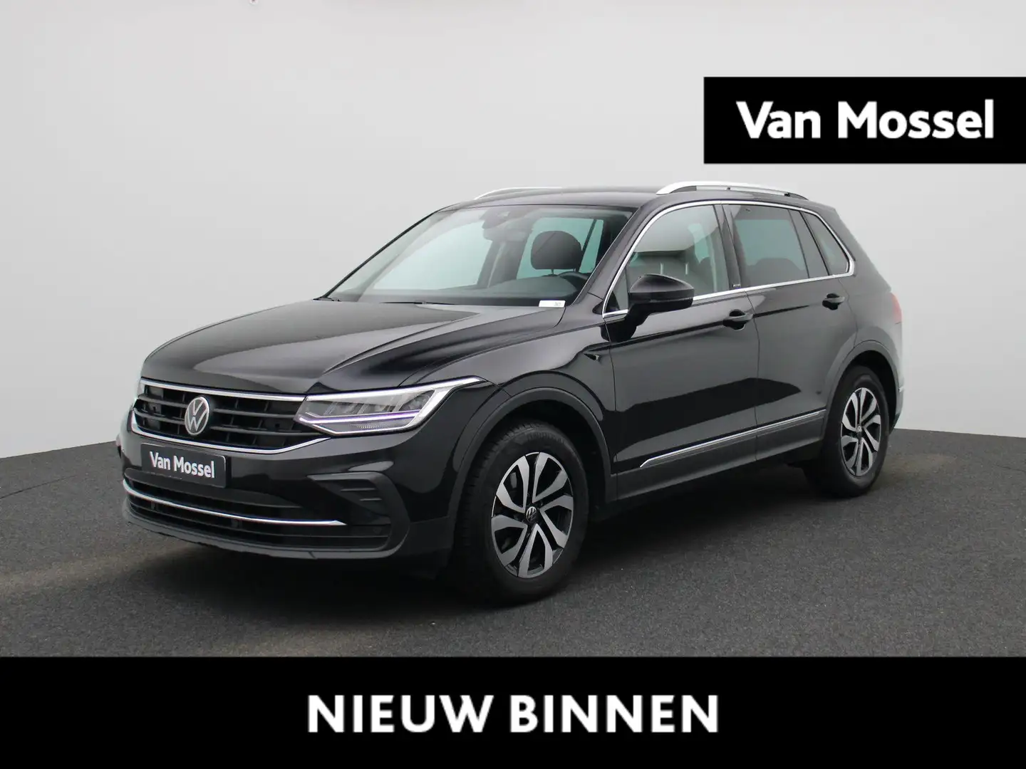 Volkswagen Tiguan 2.0 TDI 110kW DSG Active Zwart - 1