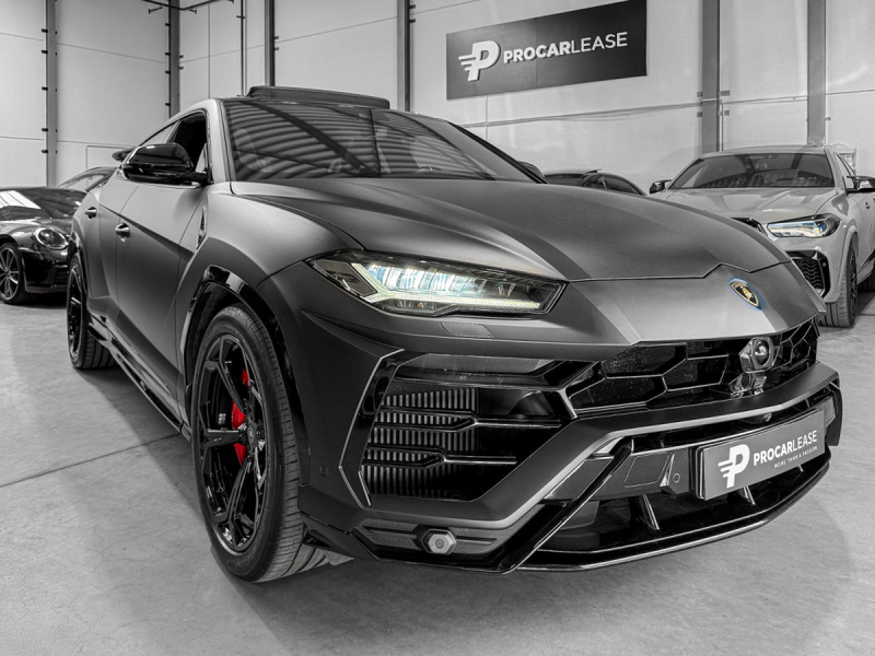 Lamborghini Urus 4.0 V8 Auto./PANO/22/360°/HUD/CARBON/VOLL — photo 3