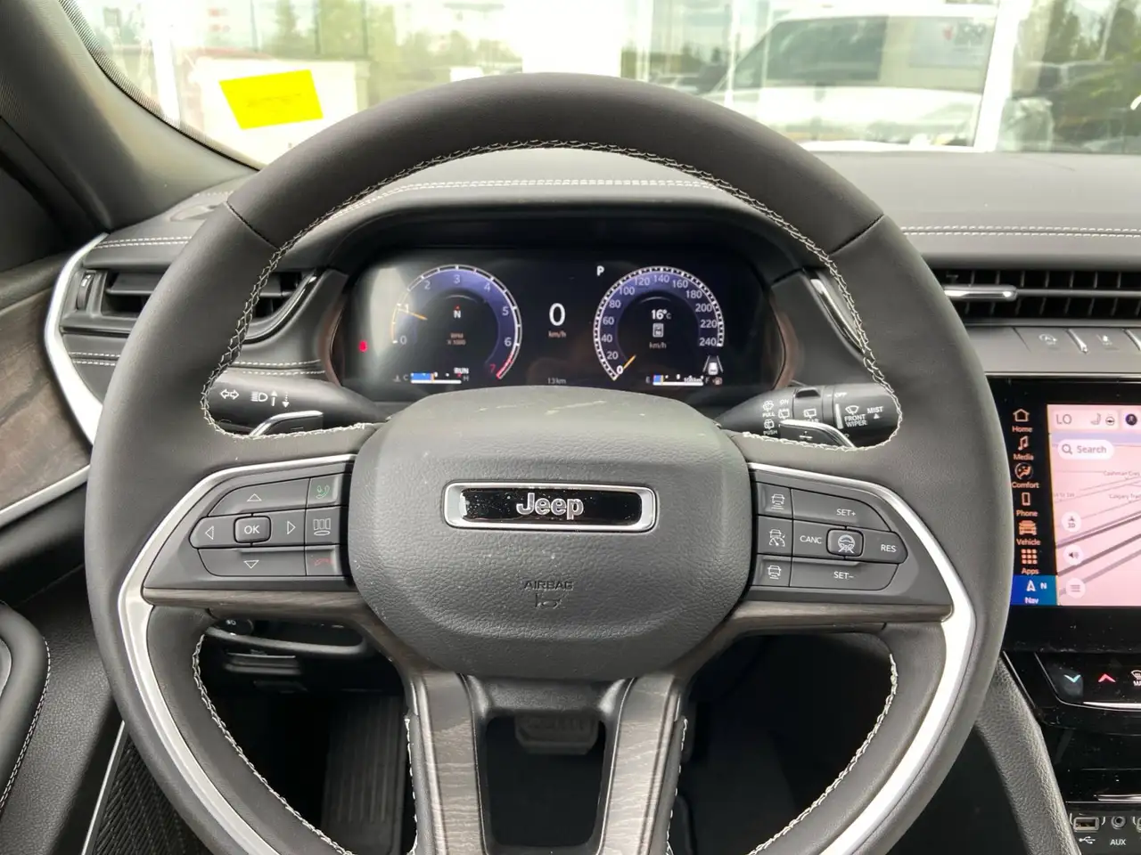 Jeep Grand Cherokee снимка Jeep Grand Cherokee
