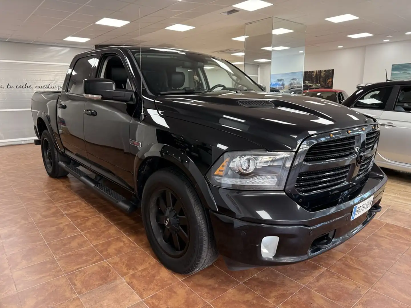 Dodge RAM 1500 Laramie 6 cil Linea 3.0 diesel Schwarz - 2