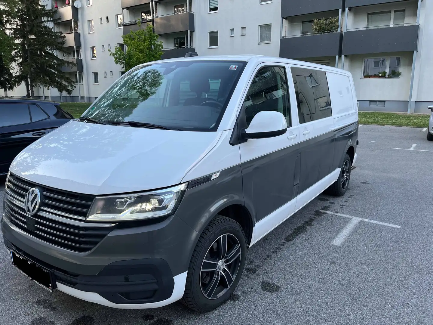 Volkswagen T6 Transporter Doka-Kastenwagen LR MD 2,0 TDI 4Motion BMT DSG Weiß - 1