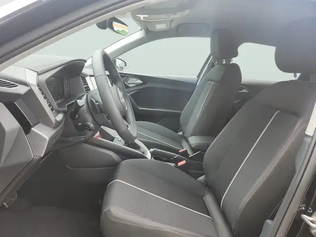 Audi A1 view 8